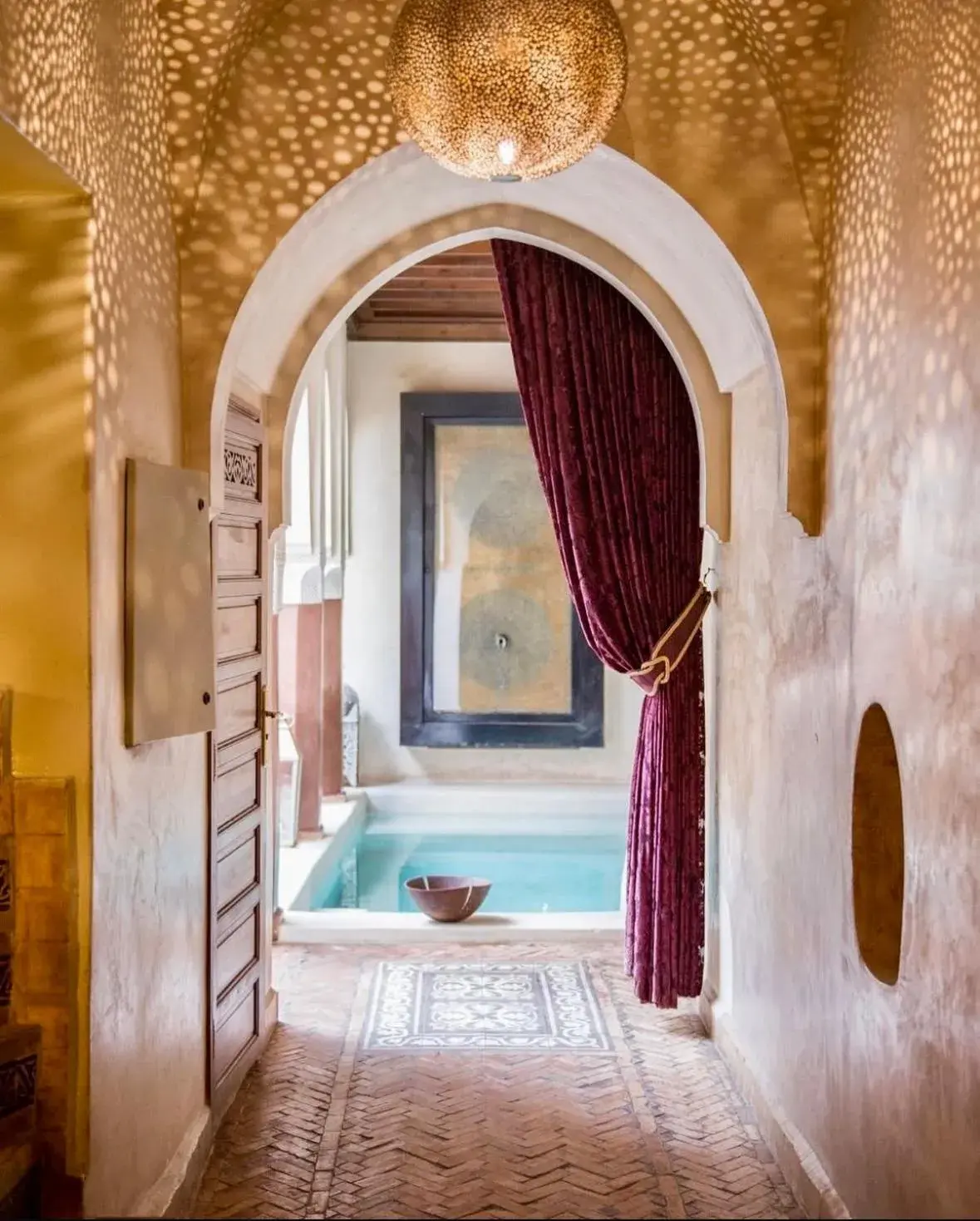 Swimming pool, Bed in Riad Zamzam & Spa Swimming pool, Bed in Riad Zamzam & Spa