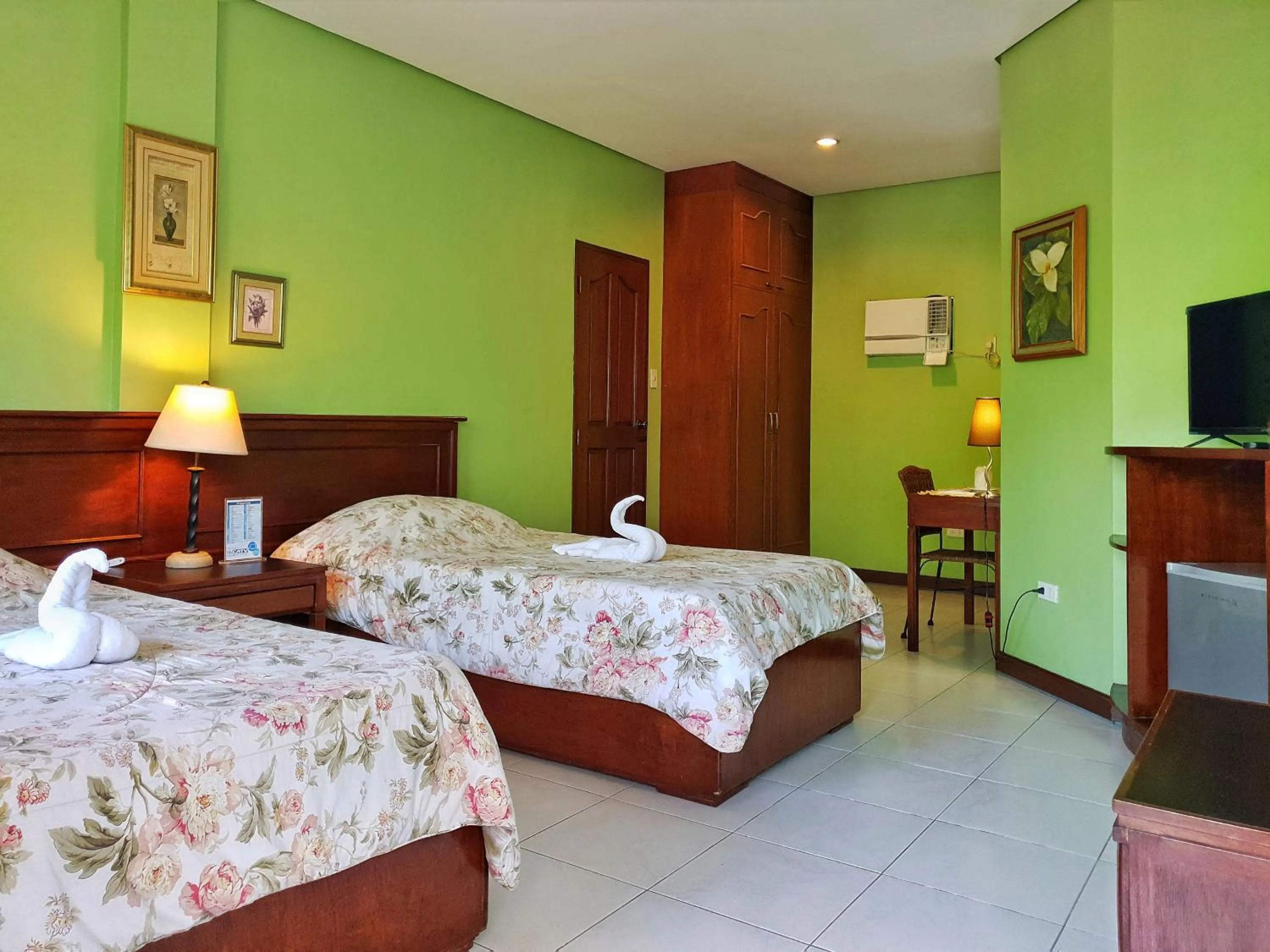 Bedroom, Bed in Playa Papagayo Beach Inn