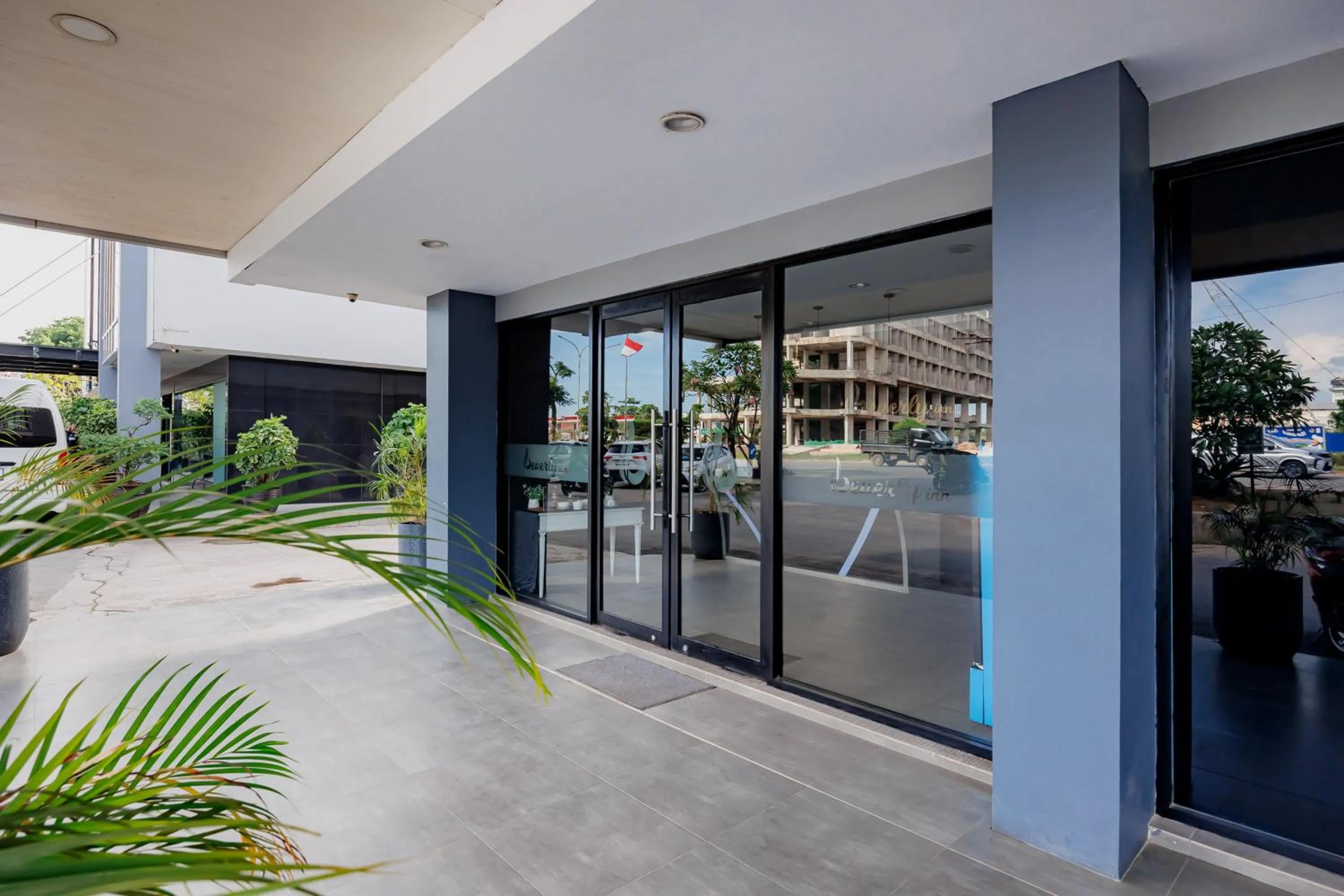 Facade/entrance in RedDoorz Plus near Ferry Terminal Batam Center