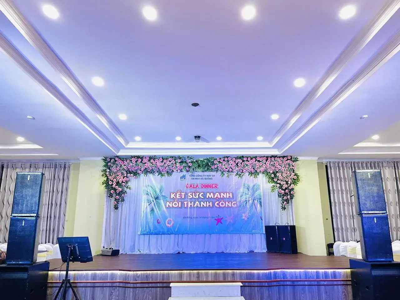 Restaurant/places to eat in My Khe 2 Da Nang Seafront Hotel Restaurant/places to eat in My Khe 2 Da Nang Seafront Hotel