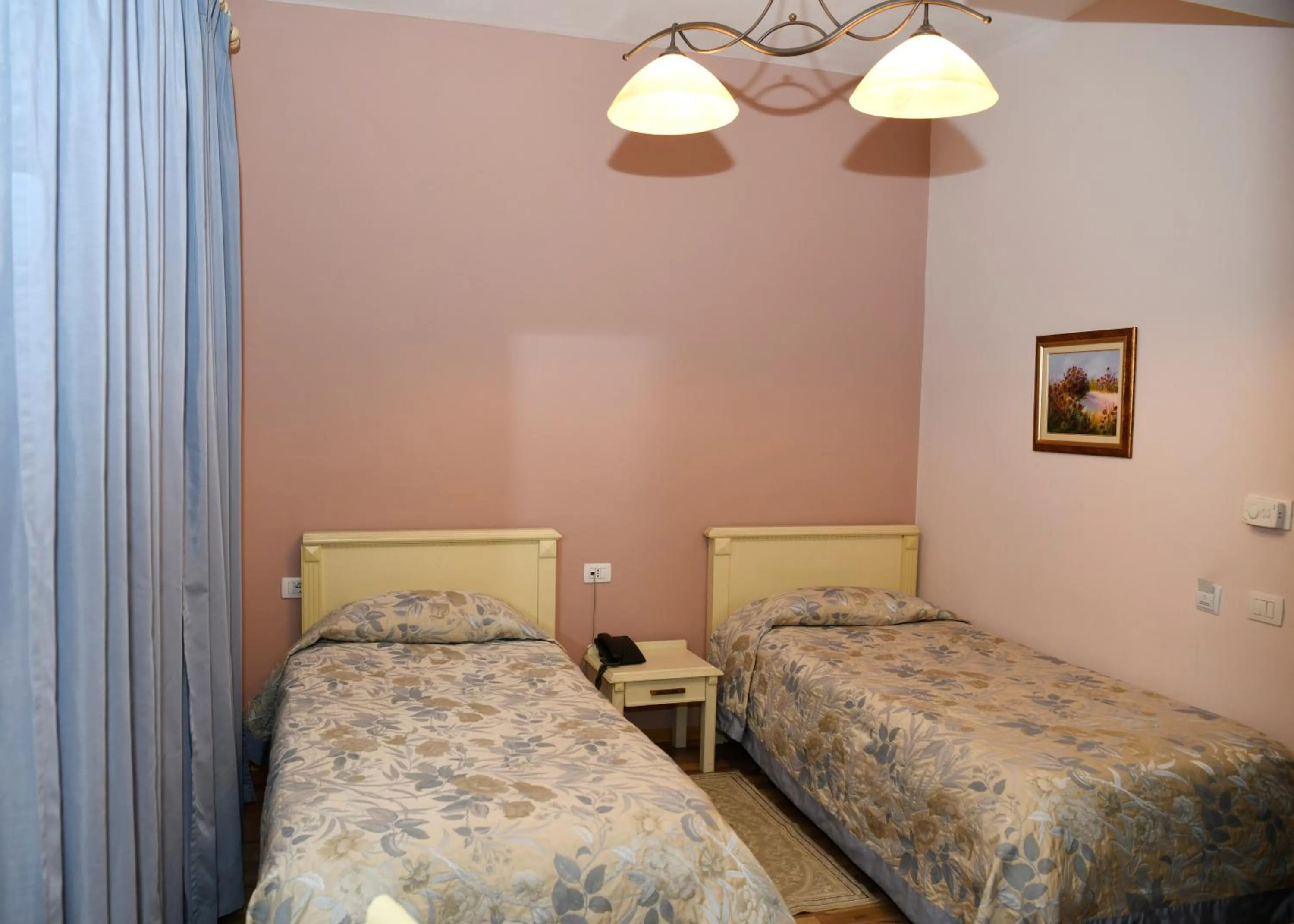 Bed in Hotel Restaurant Dreri