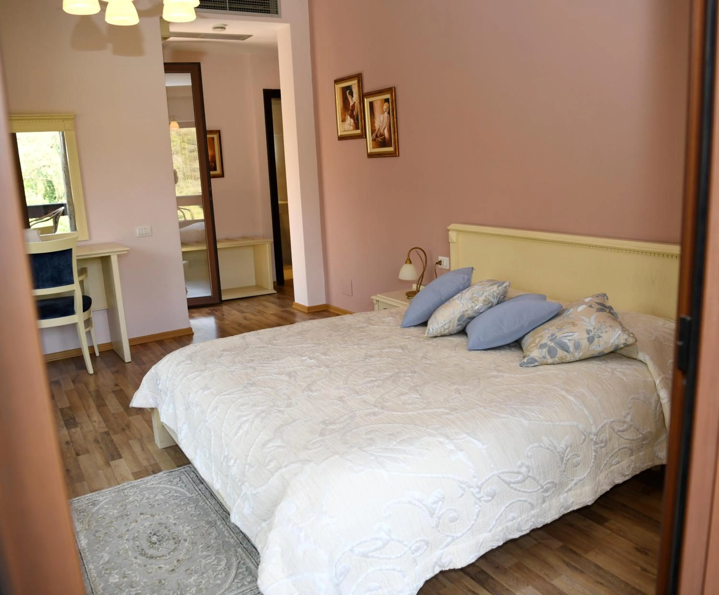 Bed in Hotel Restaurant Dreri
