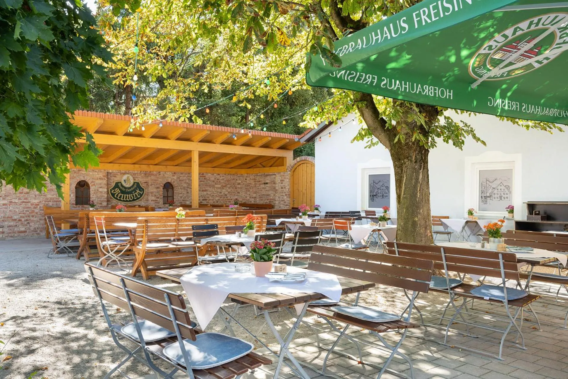 Restaurant/places to eat in Hotel Neuwirt