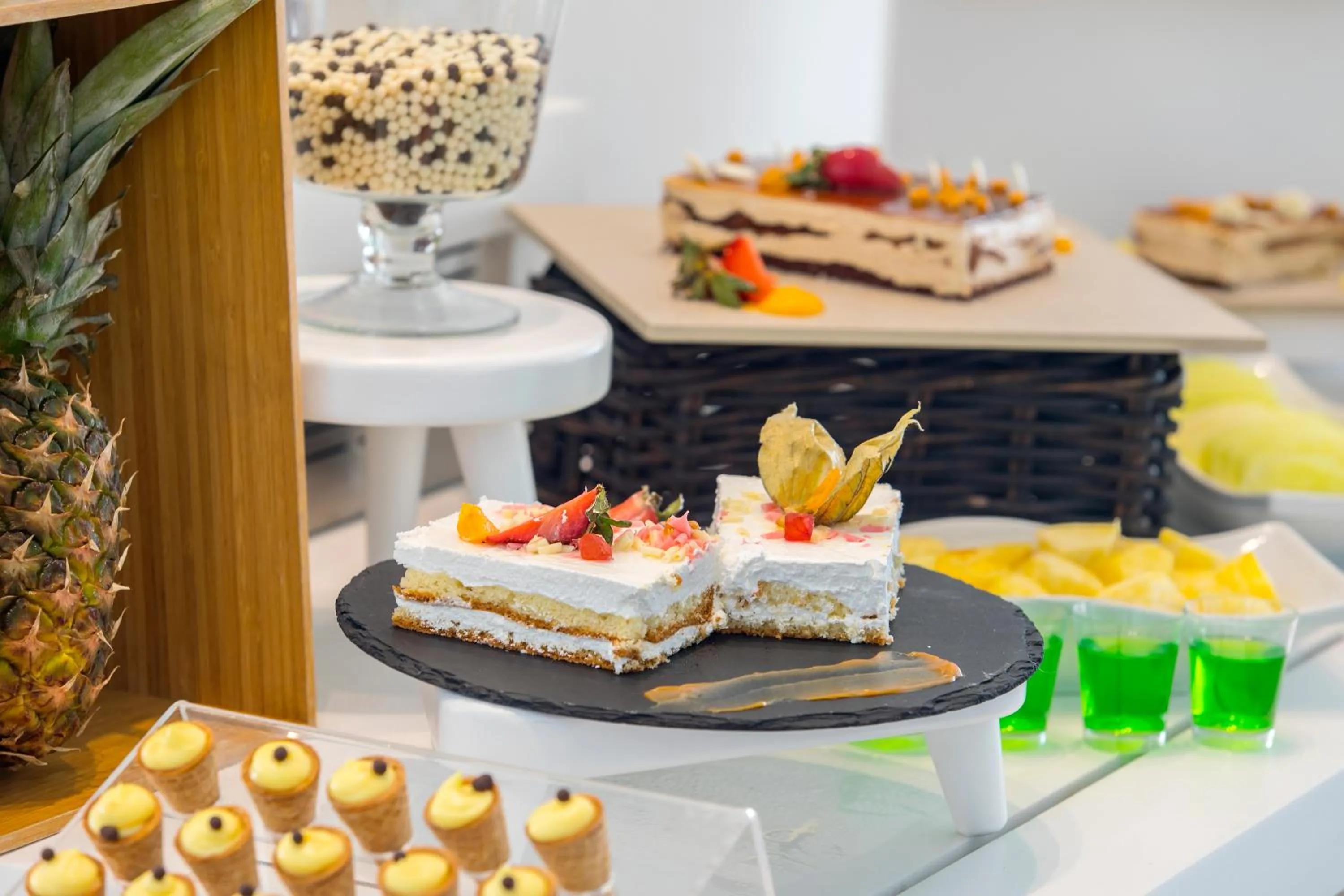 Restaurant/places to eat in Infinity Blu - Designed for Adults by Louis Hotels