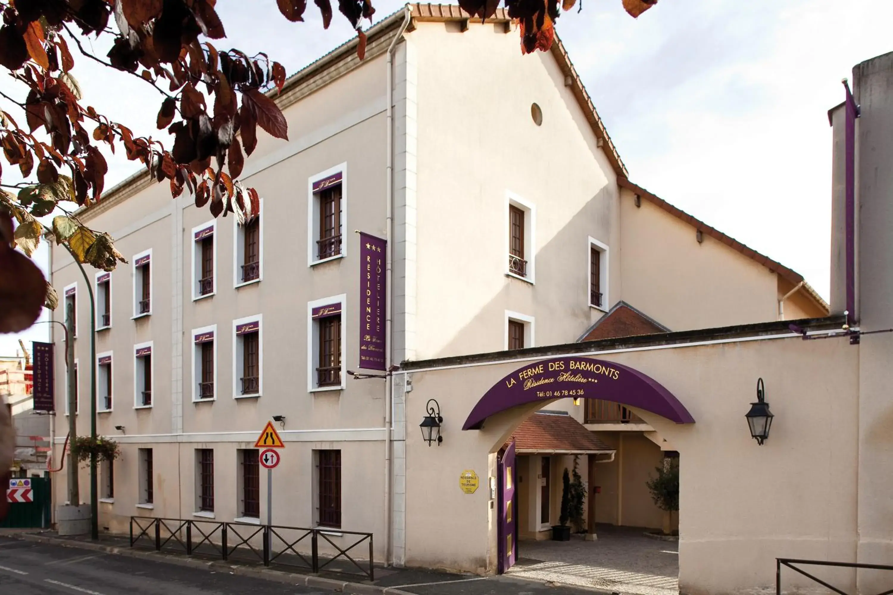 Facade/entrance, Property Building in La Ferme Des Barmonts