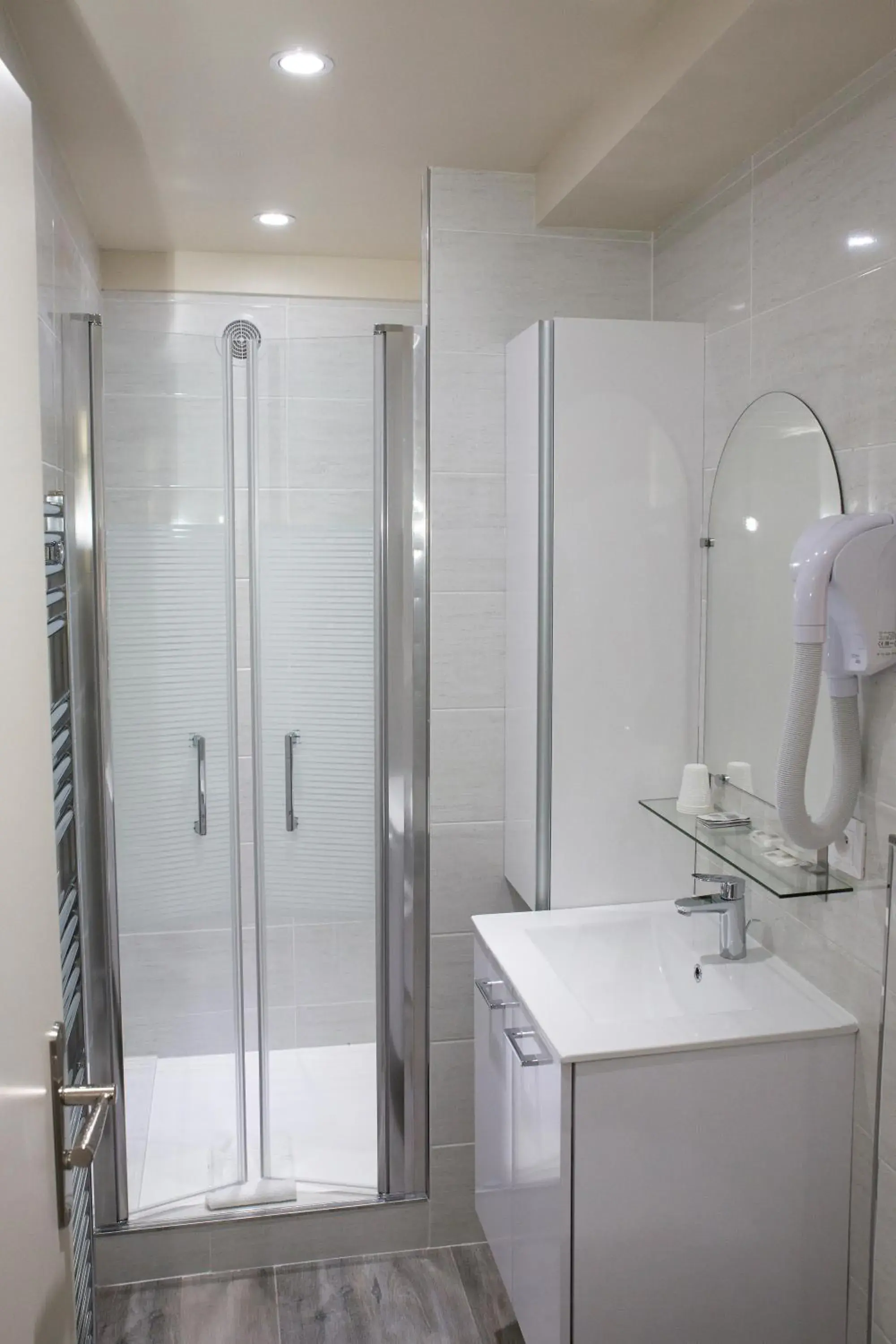 Shower, Bathroom in La Ferme Des Barmonts