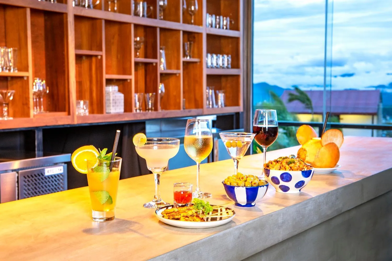 Drinks in Fox Kandy by Fox Resorts - Luxury in the Mist