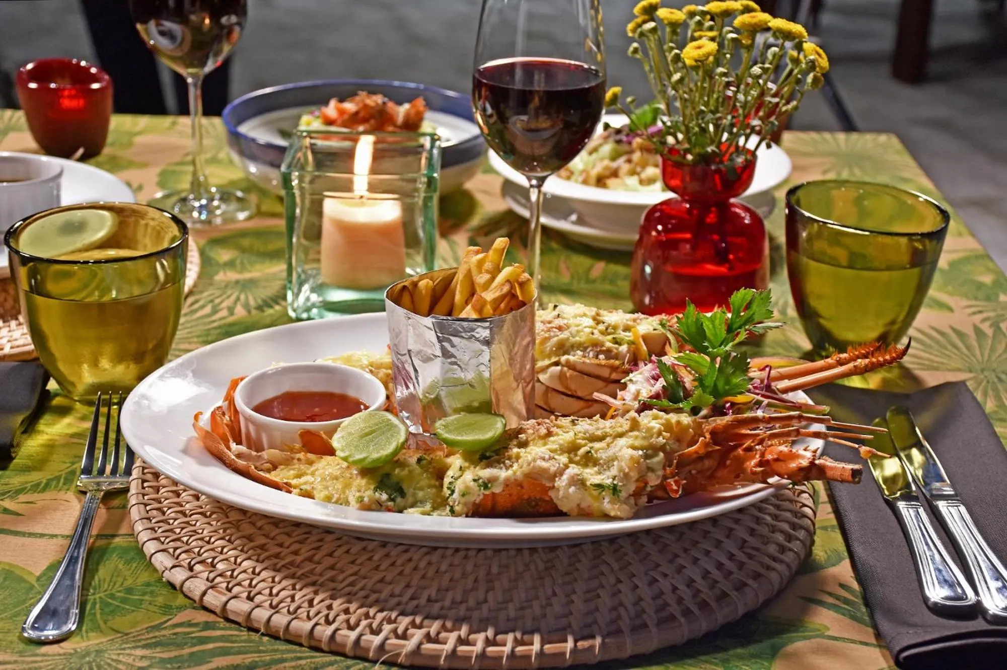 Food and drinks in Fox Kandy by Fox Resorts - Luxury in the Mist