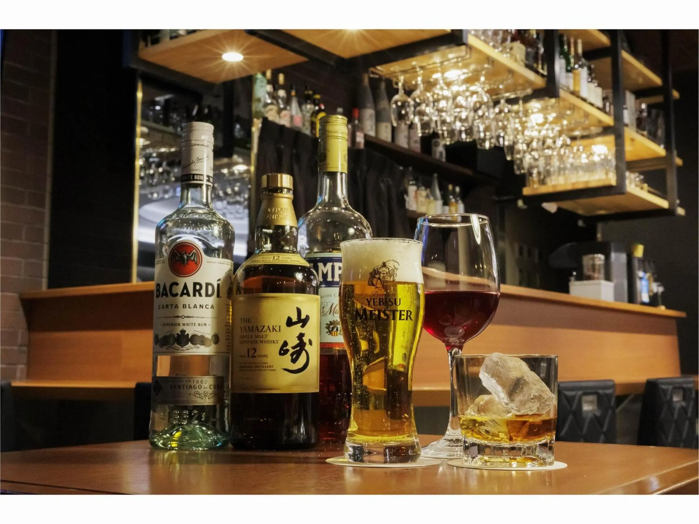 Lounge or bar in Place Hotel Ascot