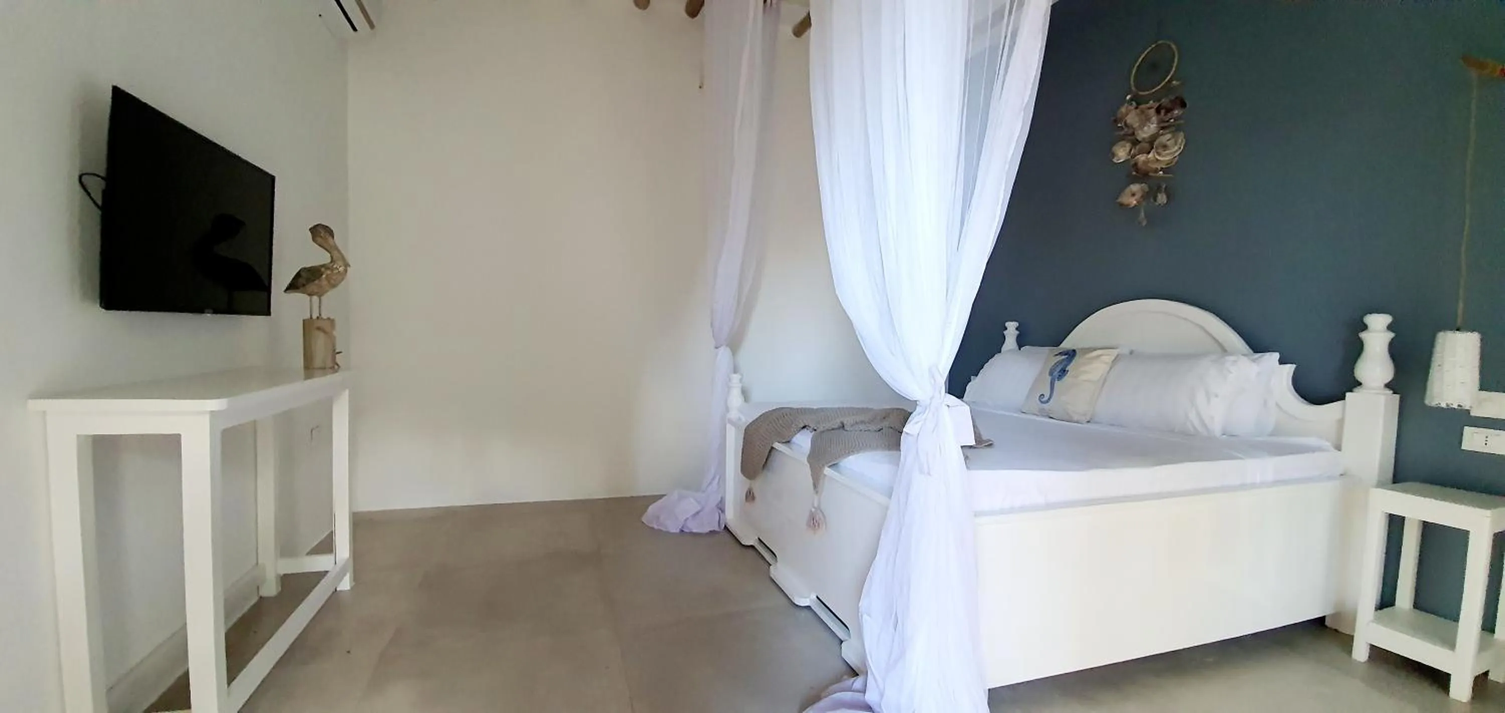 Bed in ARYA Boutique Resort