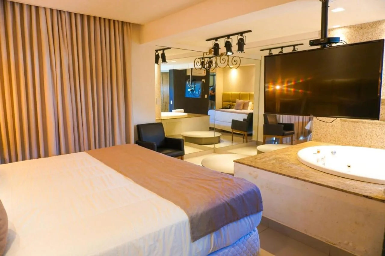 Hot Tub, Bed in Hotel Pedra Negra Gov. Valadares