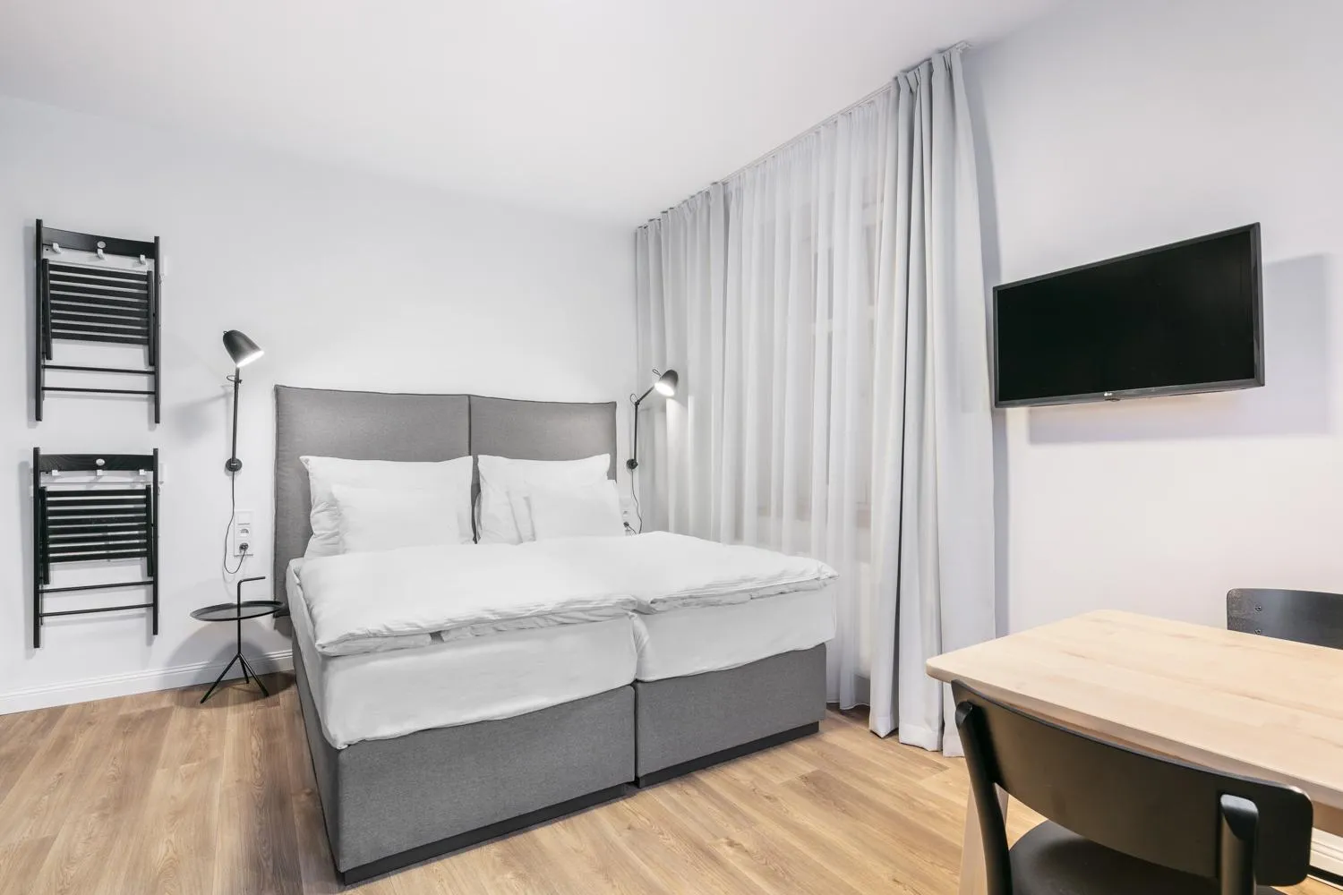 Bed in Pytloun Flat Hotel