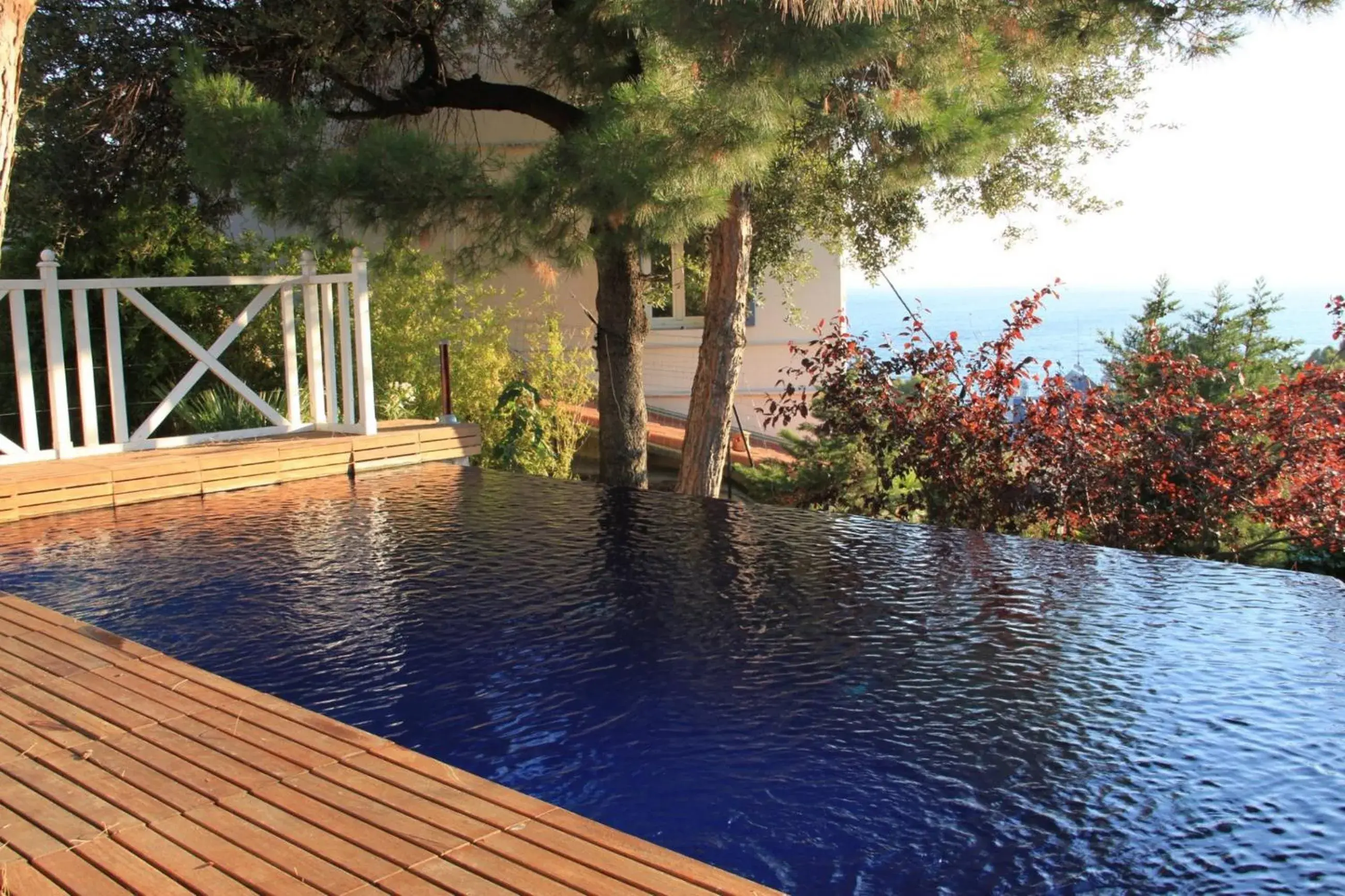 La LUNA of MARSEILLE - VILLA D'ARCHITECTE B&B La LUNA of MARSEILLE - VILLA D'ARCHITECTE B&B