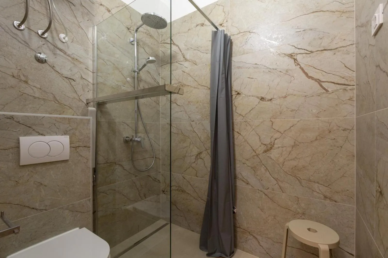 Shower in Trbović Apartments Peaceful stay with Free Parking, Pet-Friendly, and Bike Storage in Umag