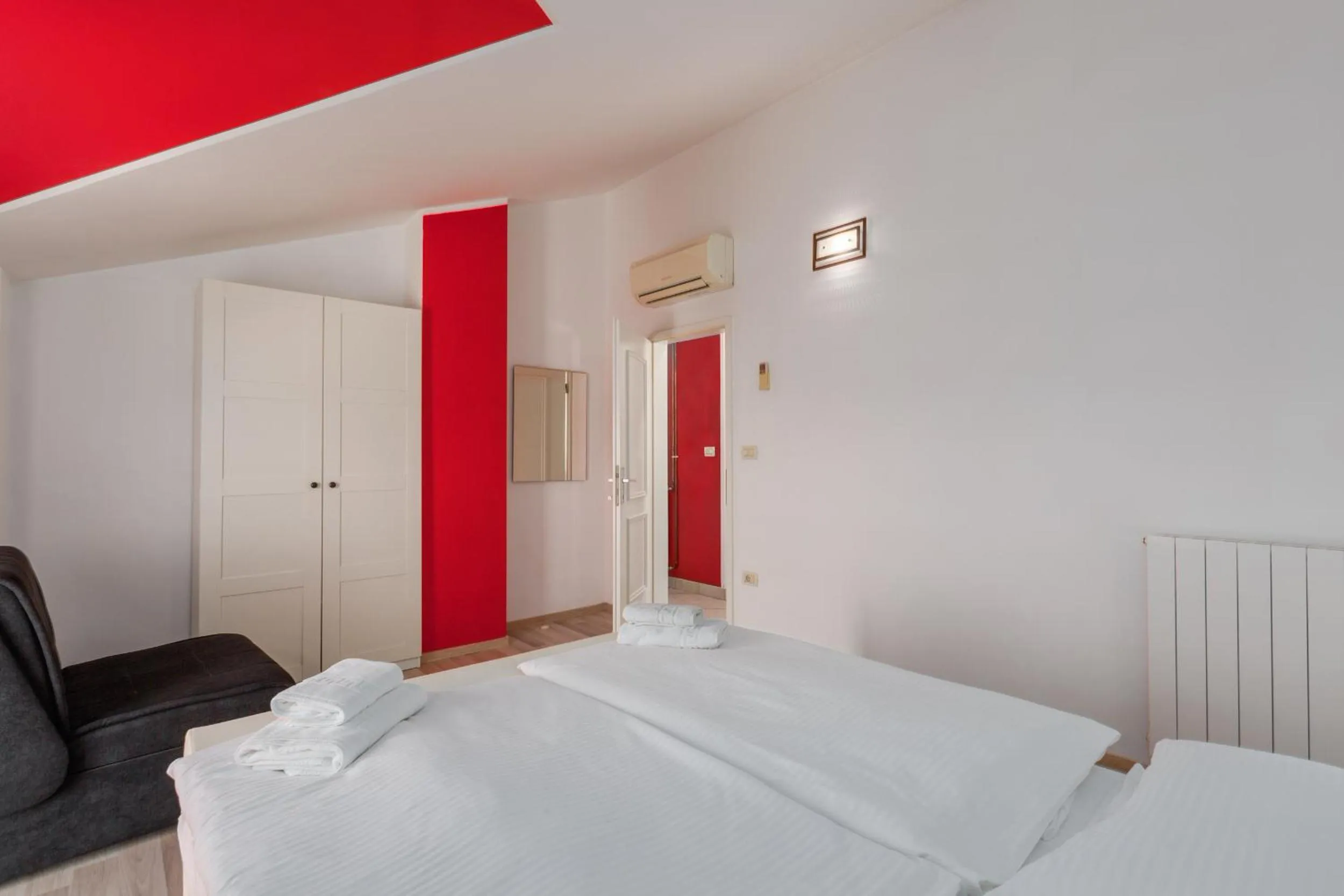 Bed in Trbović Apartments Peaceful stay with Free Parking, Pet-Friendly, and Bike Storage in Umag