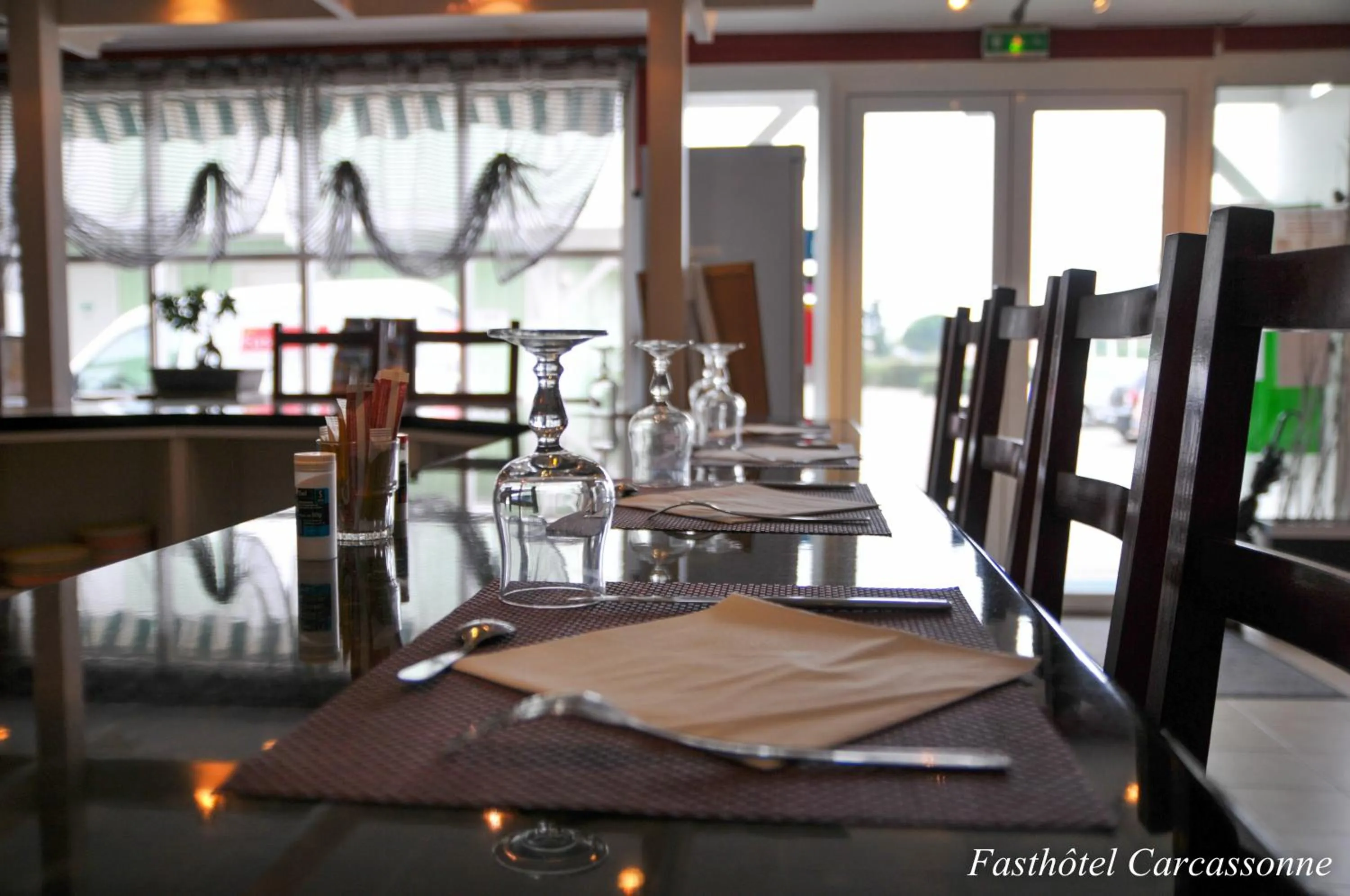 Restaurant/places to eat in Fasthotel Carcassonne