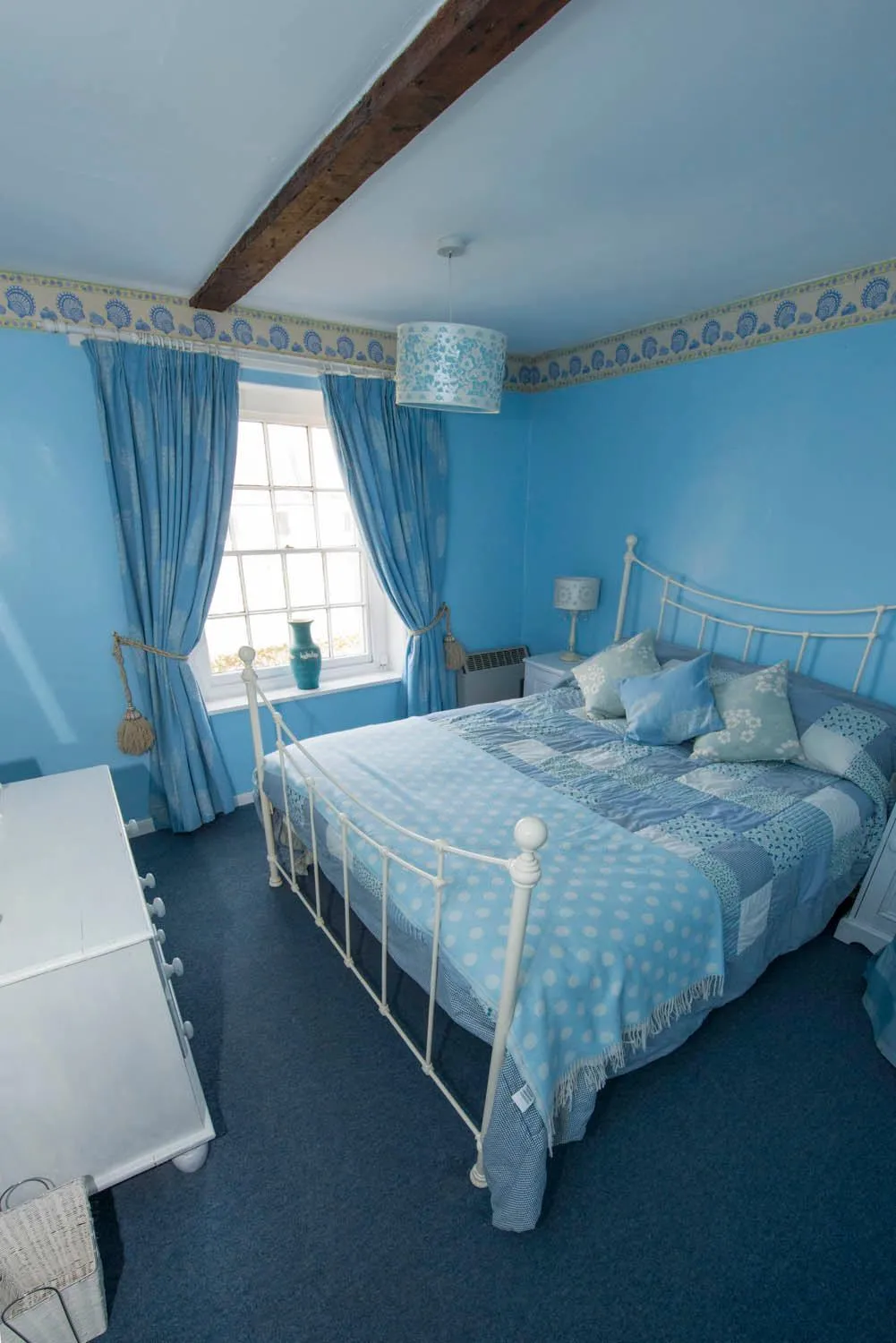 Bed in Delphinium Cottage