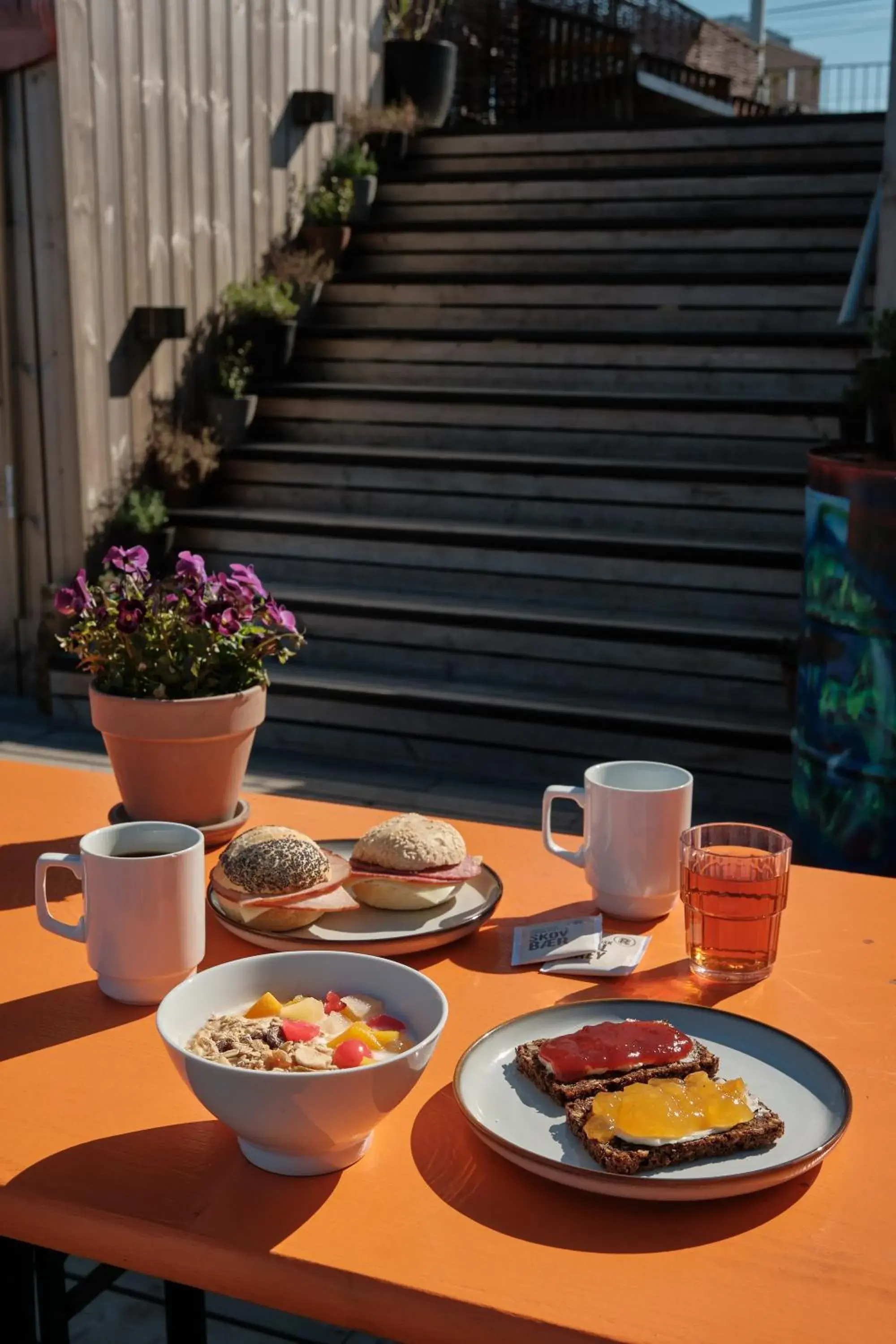 Breakfast in Urban Camper Hostel & Bar Breakfast in Urban Camper Hostel & Bar