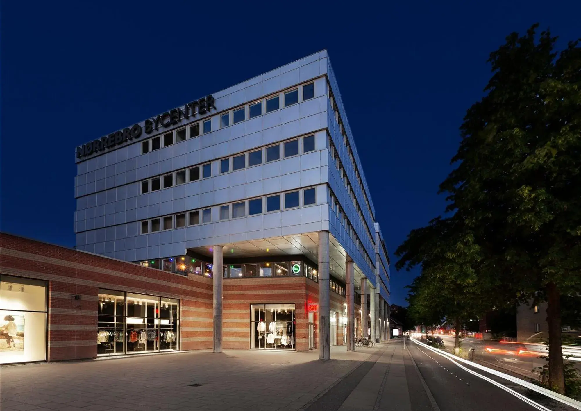 Property building in Urban Camper Hostel & Bar Property building in Urban Camper Hostel & Bar