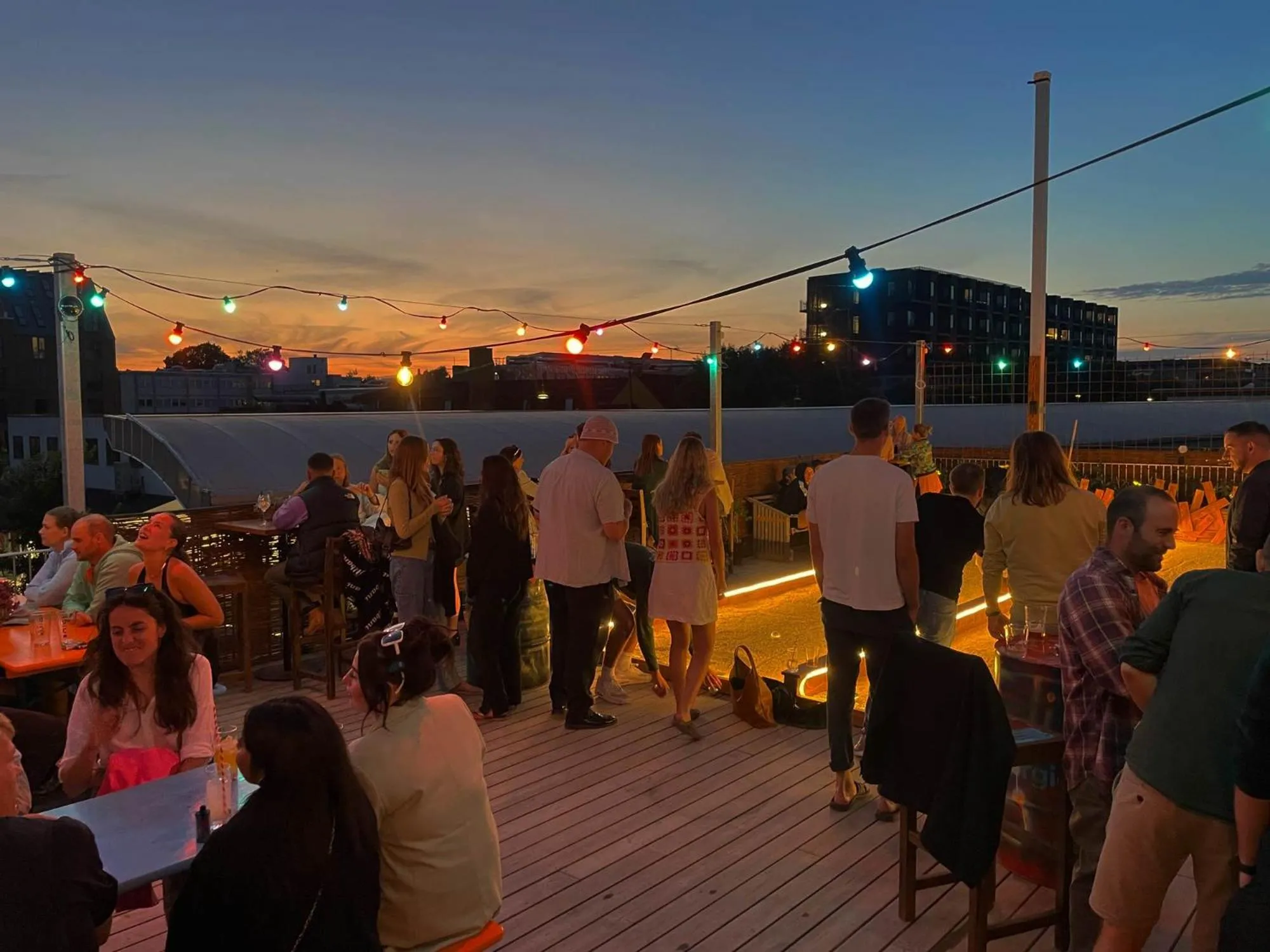 Urban Camper Hostel & Bar