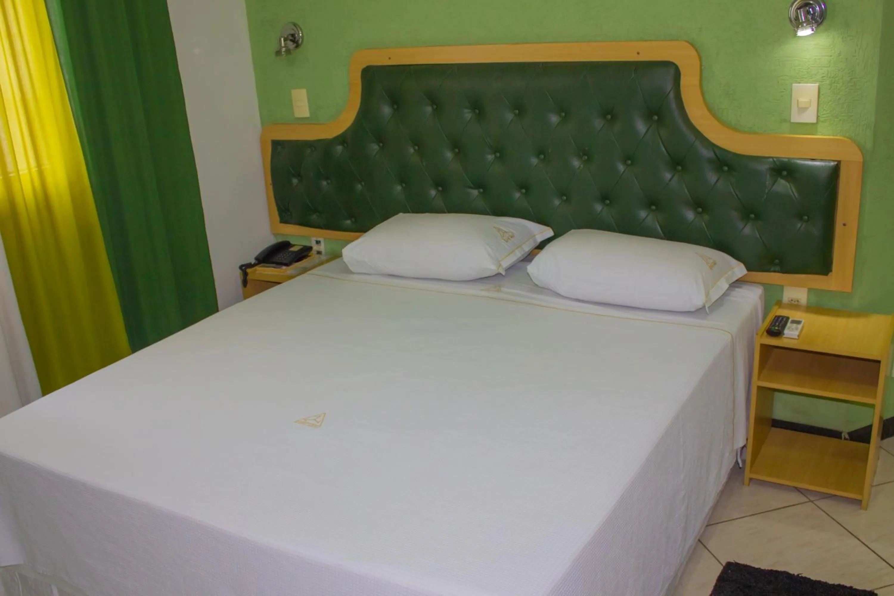 Bed in Hotel Meri Conselheiro Lafaiete