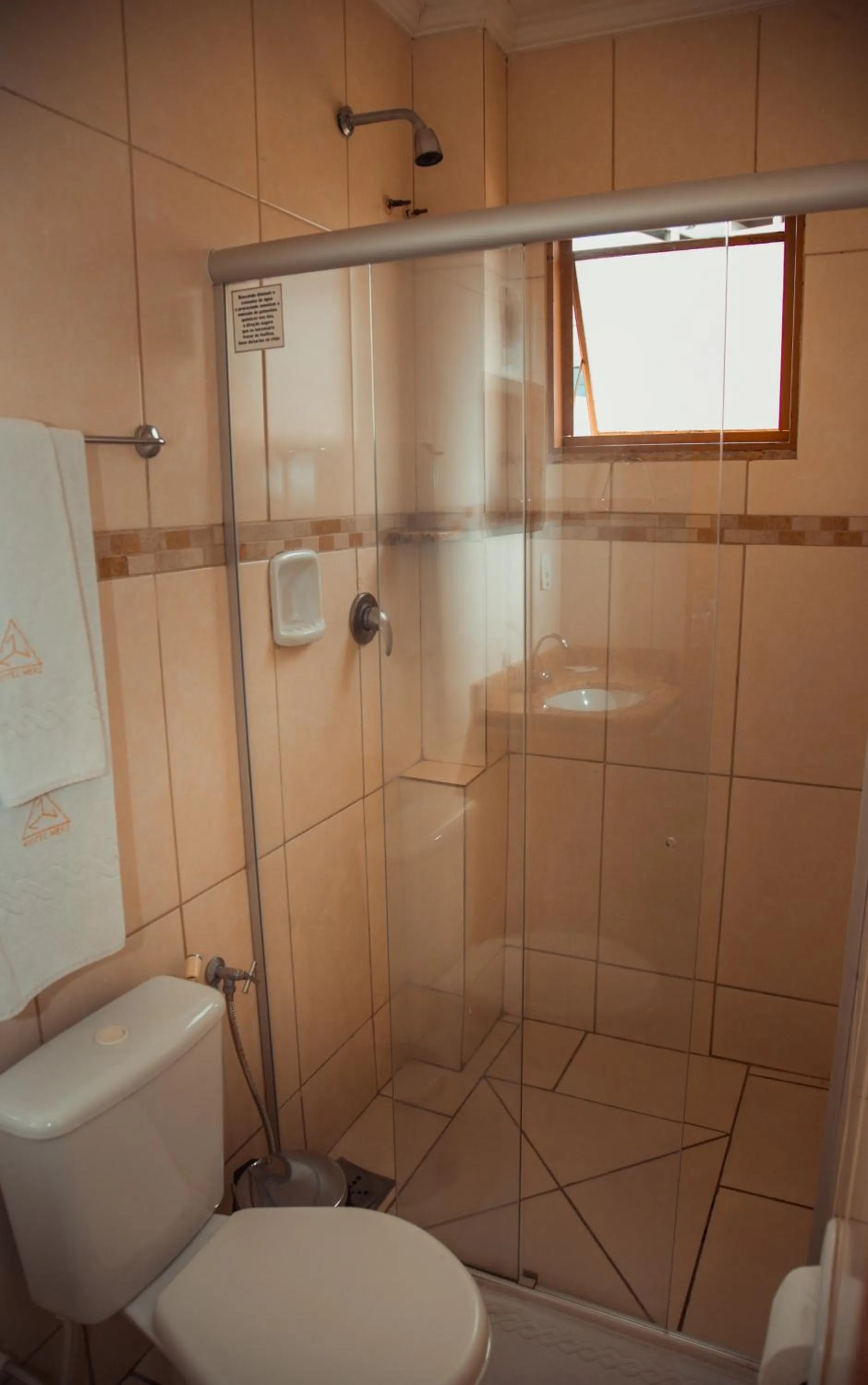 Bathroom in Hotel Meri Conselheiro Lafaiete