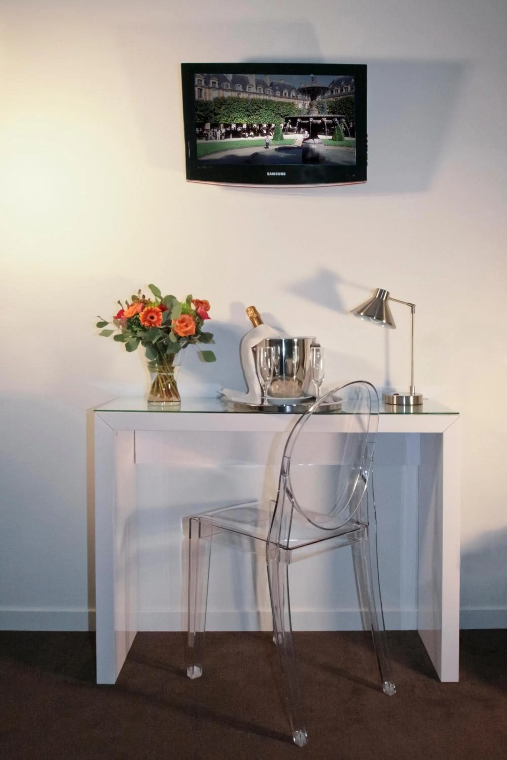 Seating area in Hôtel Marais de Launay