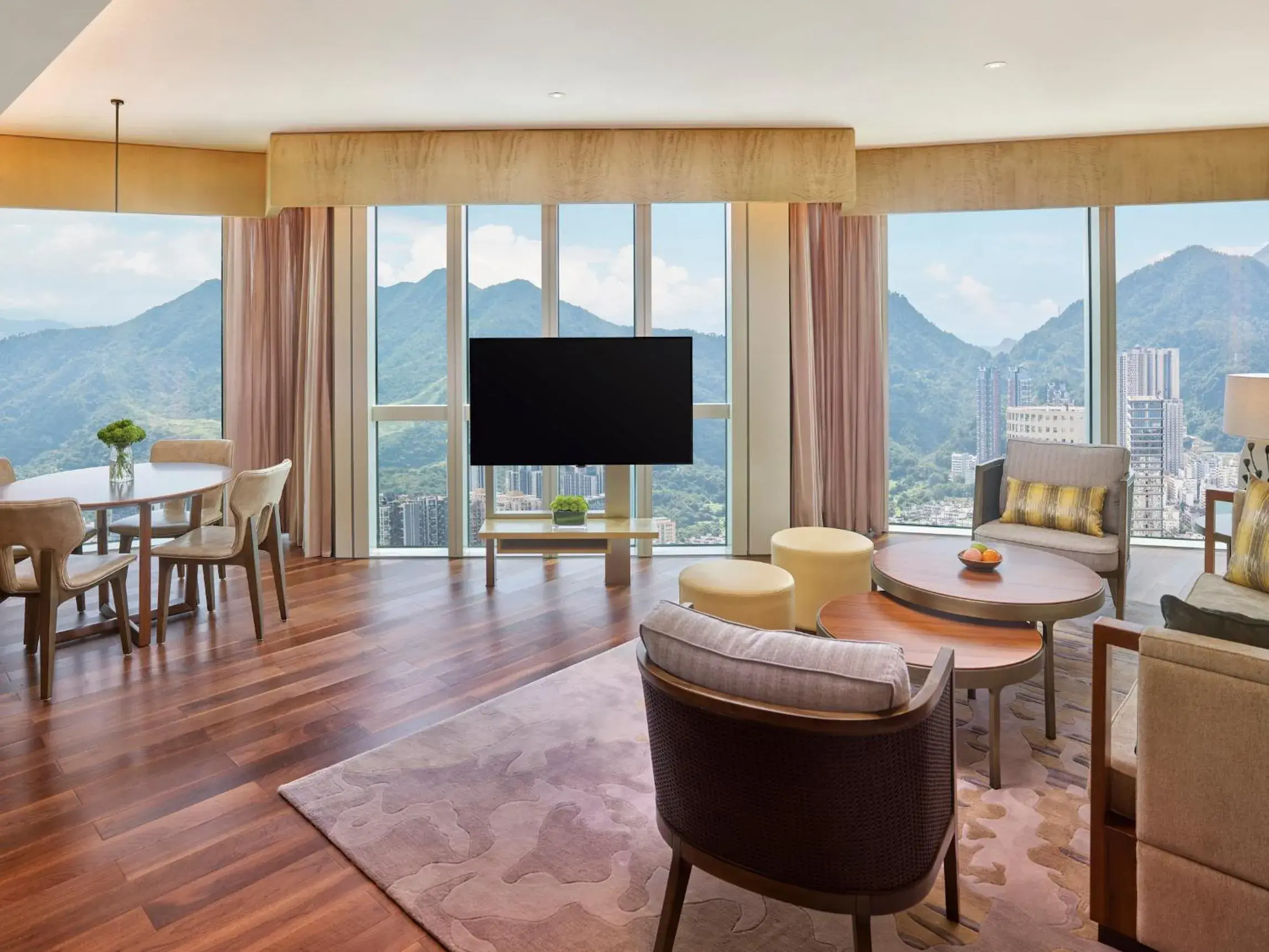 King Suite in Hyatt Regency Shenzhen Yantian King Suite in Hyatt Regency Shenzhen Yantian