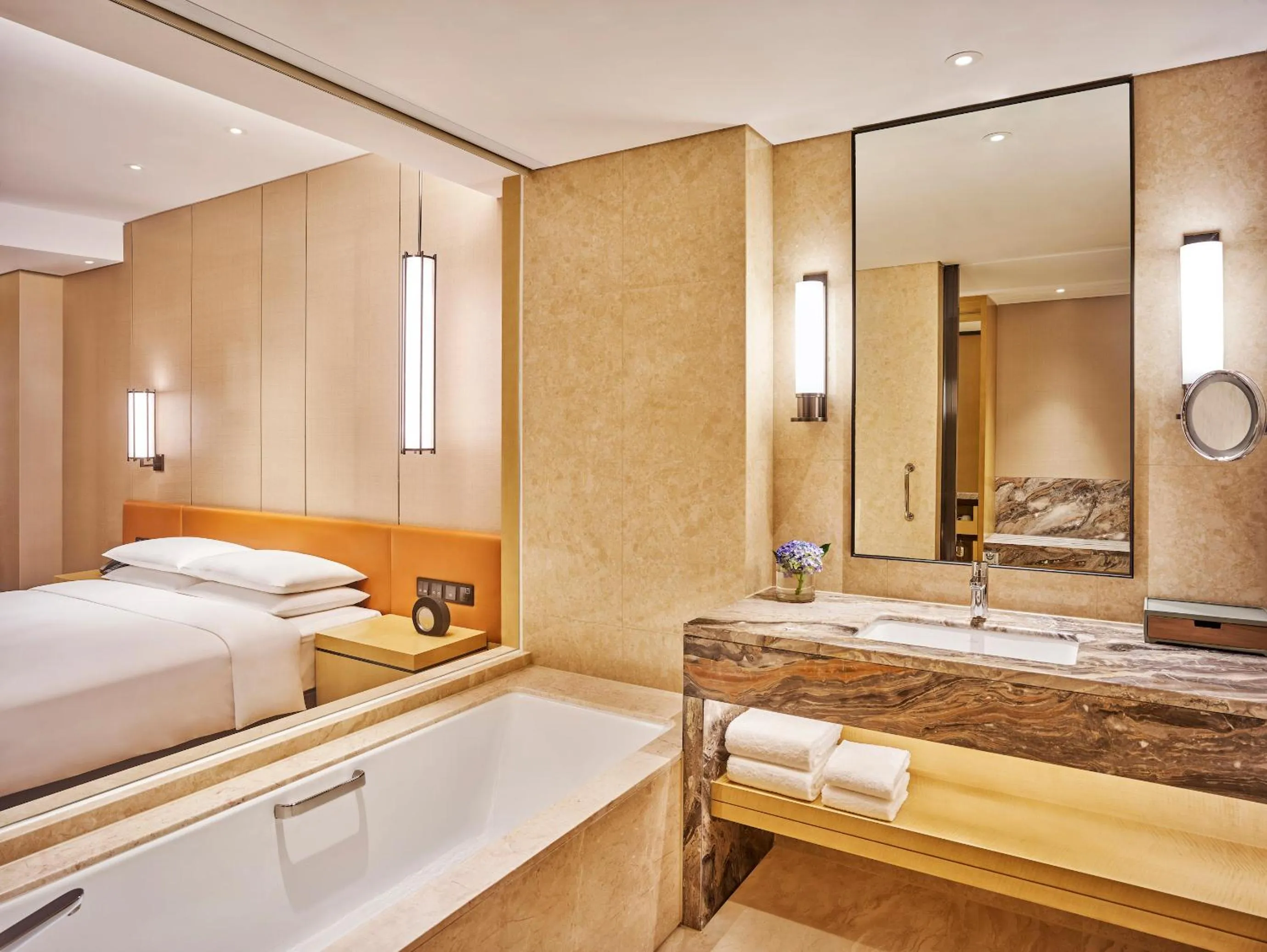 Toilet, Bed in Hyatt Regency Shenzhen Yantian