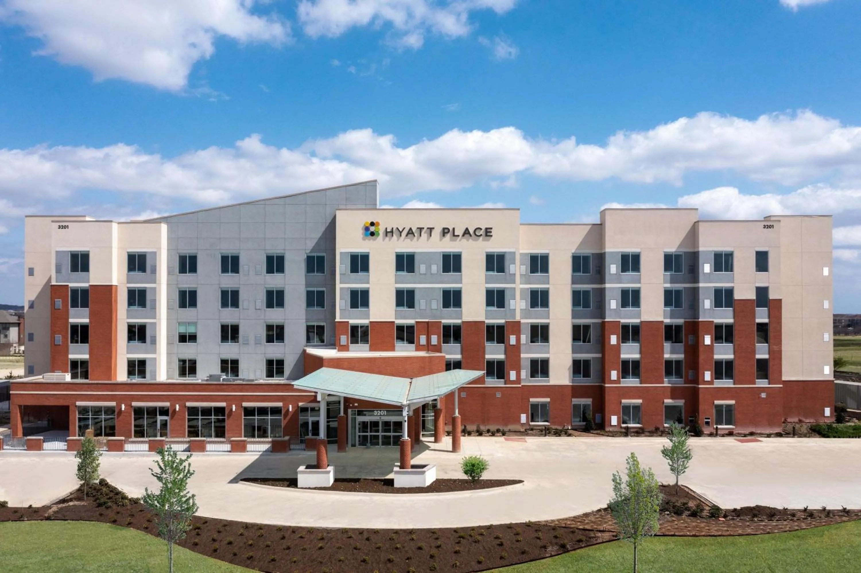 Property building in Hyatt Place Fort Worth-Alliance Town Center