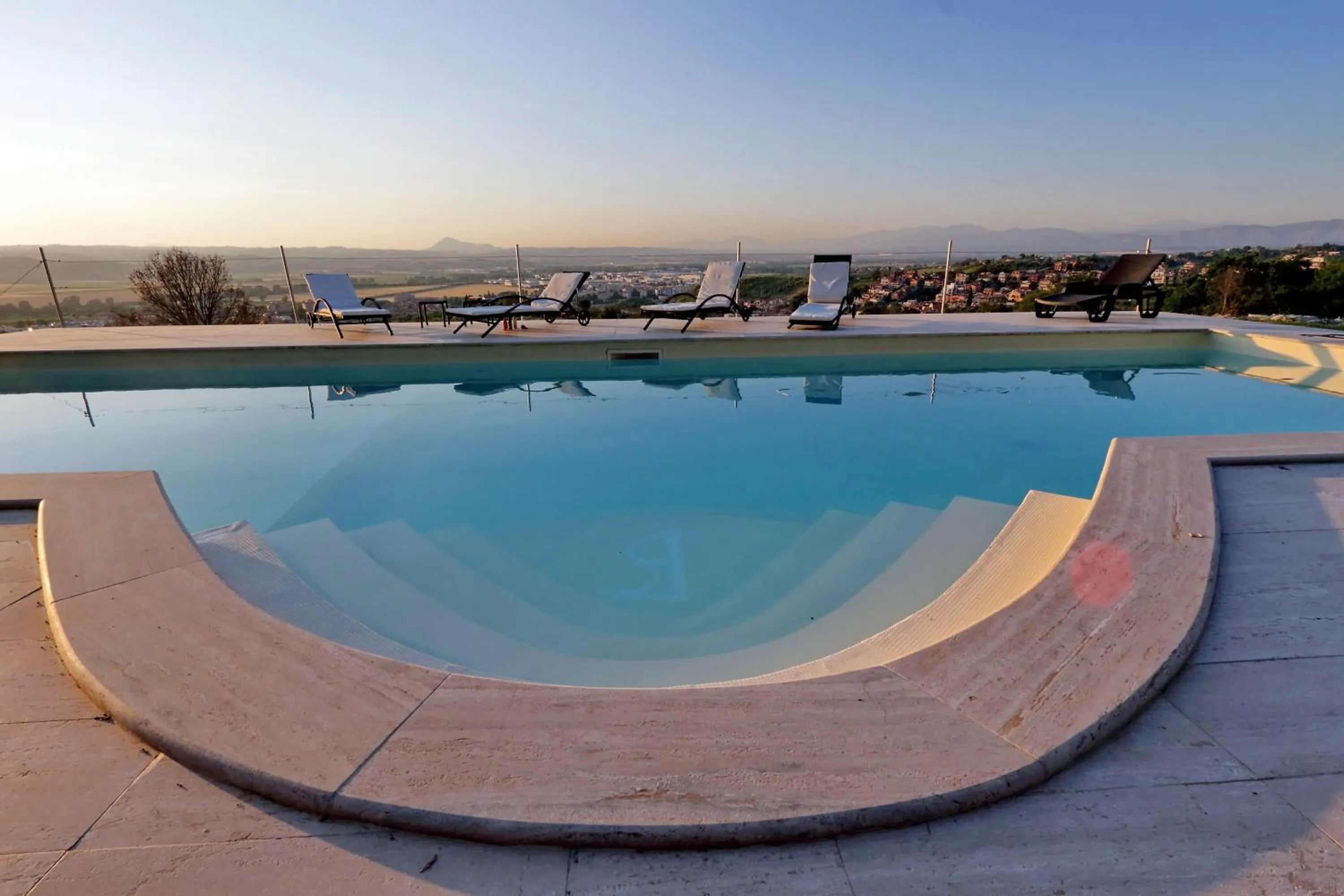Swimming pool in Tenuta Lisetta
