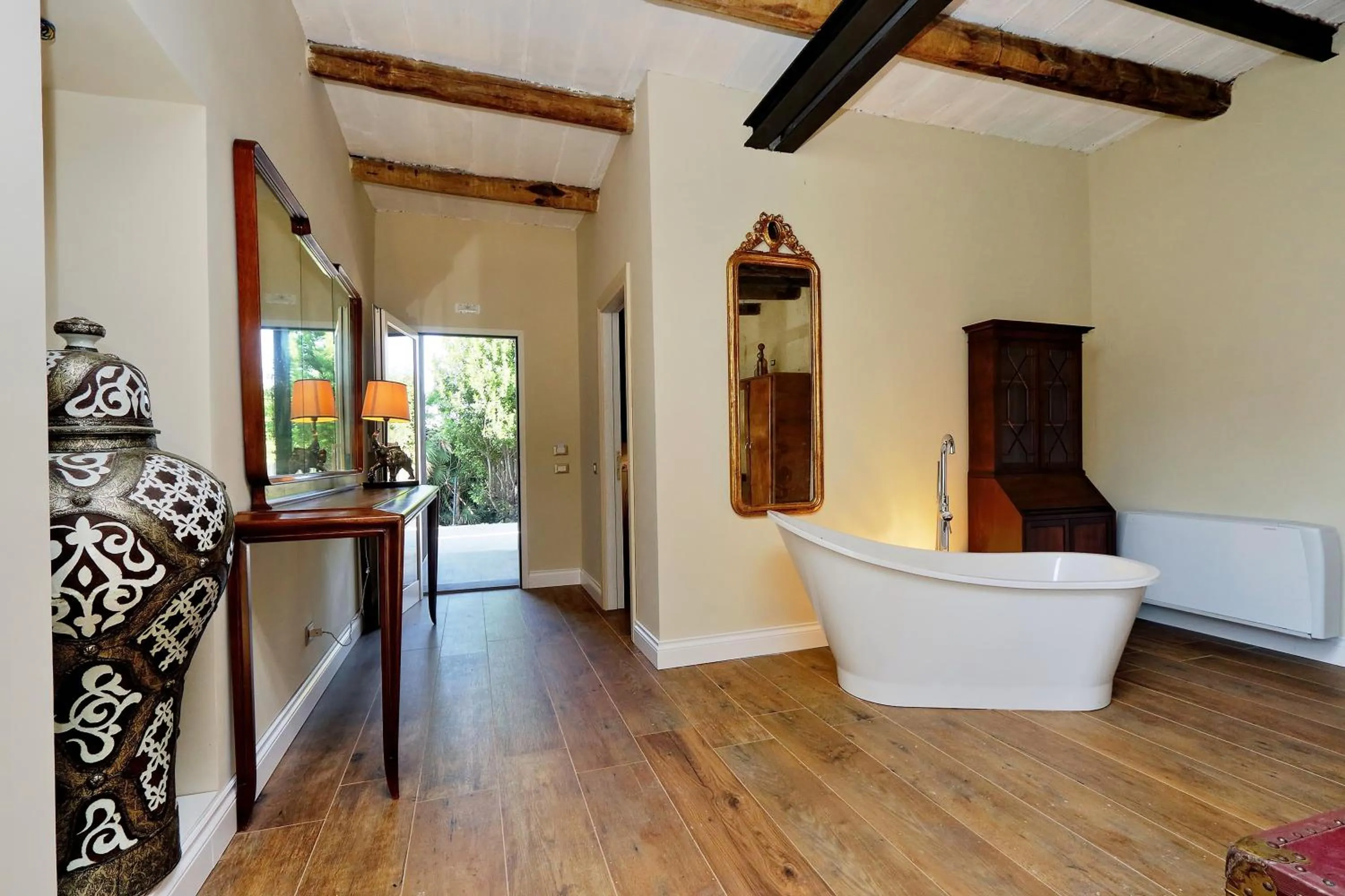 Photo of the whole room in Tenuta Lisetta