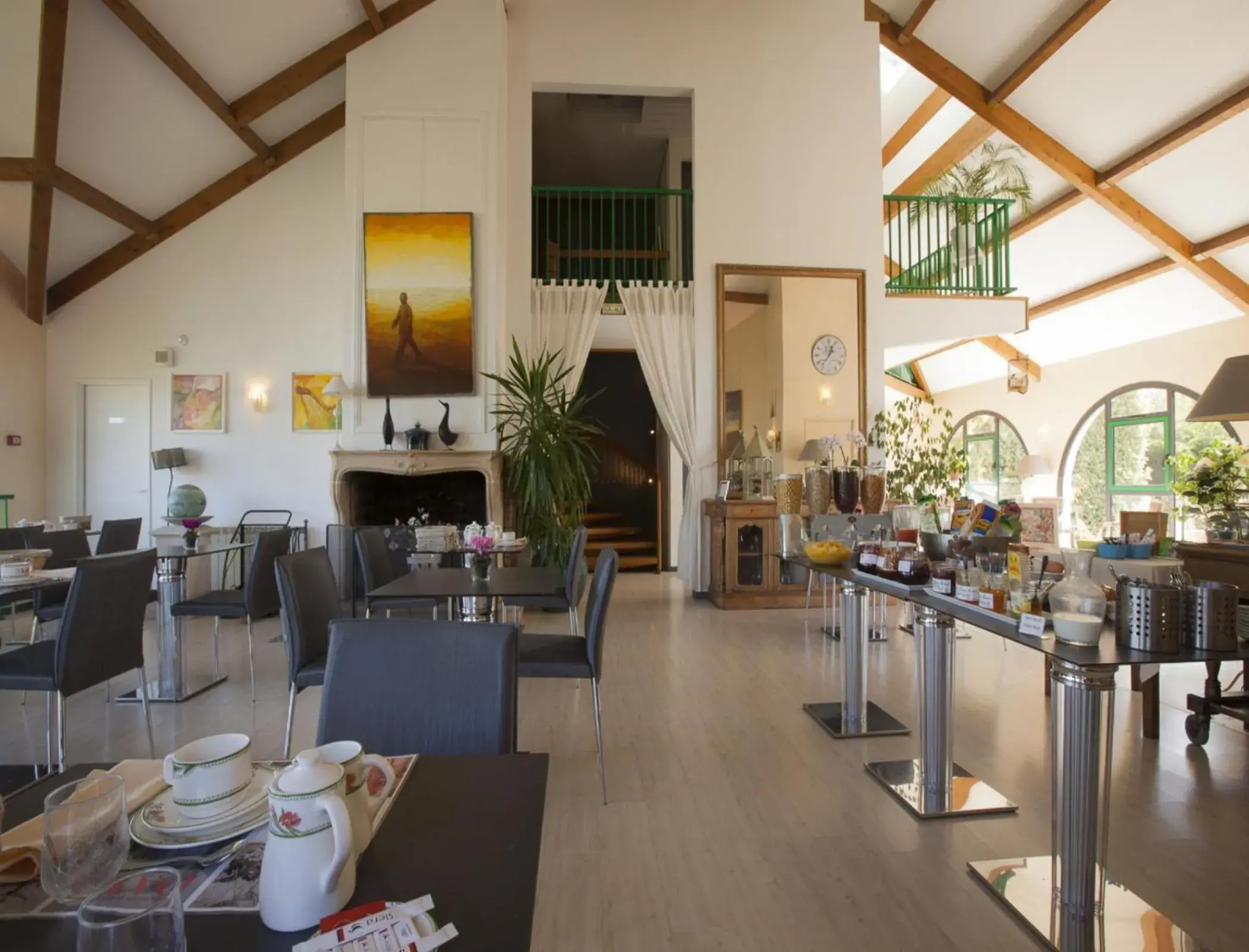 Restaurant/places to eat in Golf Hotel Colvert - Room Service Disponible Restaurant/places to eat in Golf Hotel Colvert - Room Service Disponible