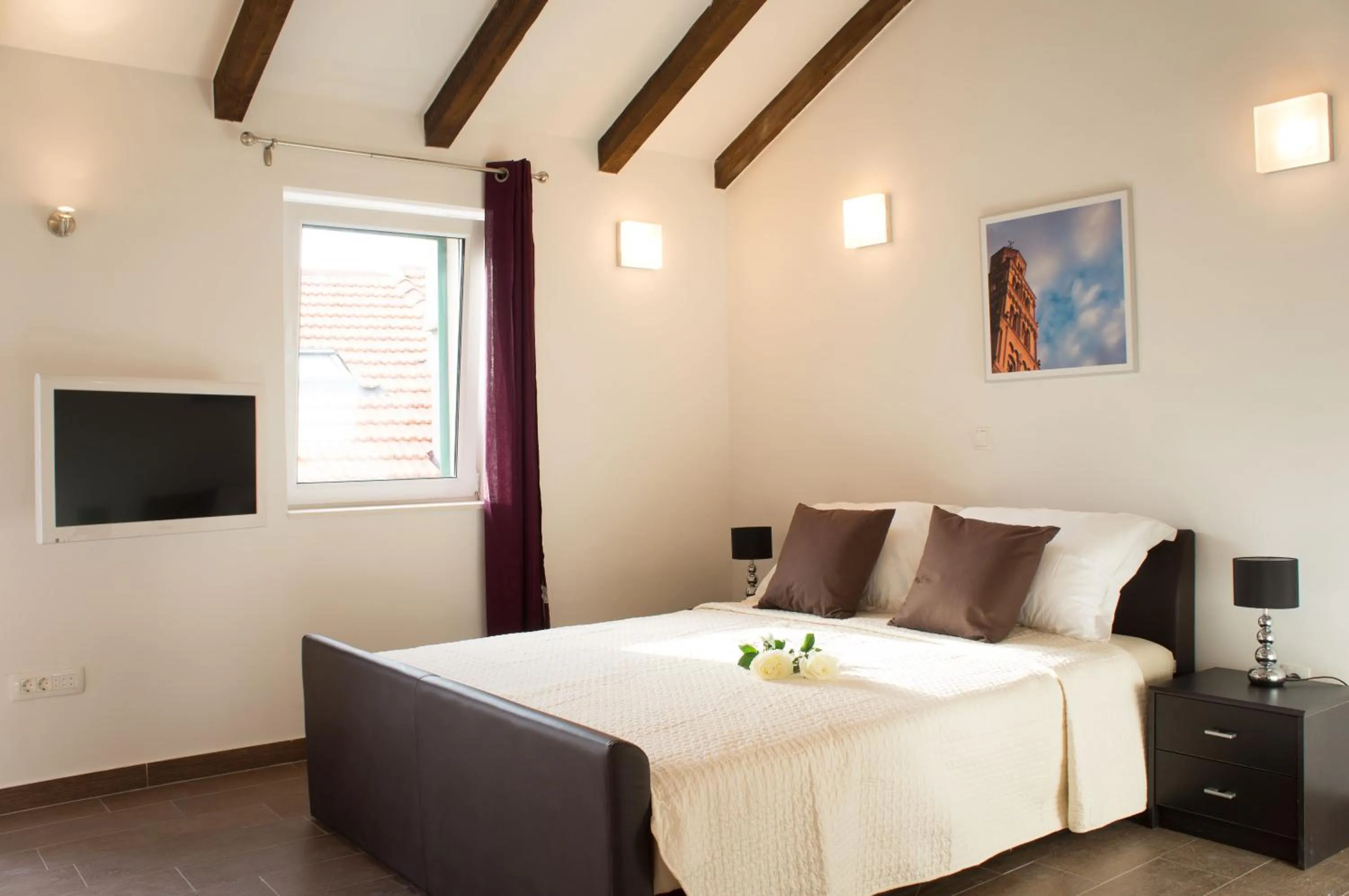 Bed in Split Allure Apartments