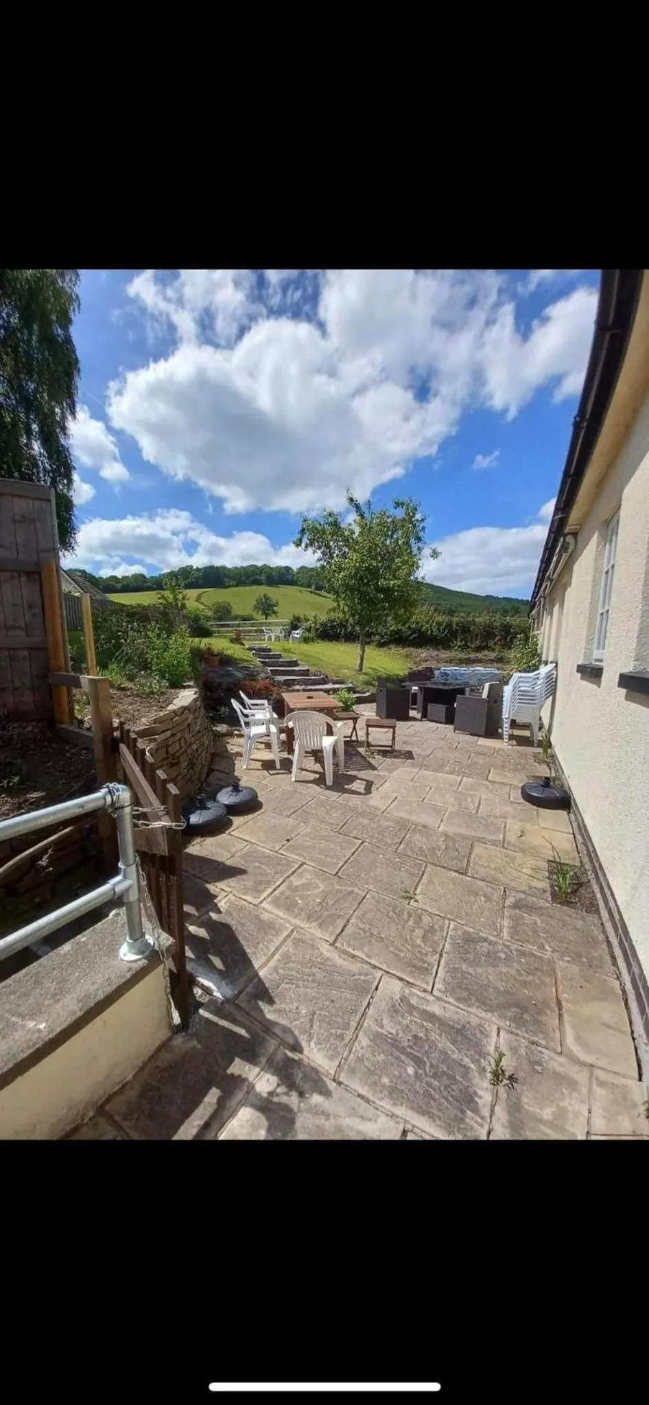 Patio in The Griffin Llyswen