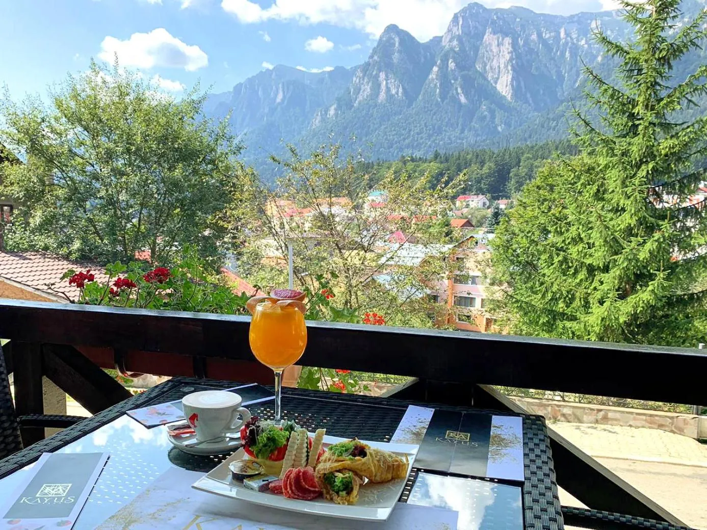 Food and drinks in Kayus