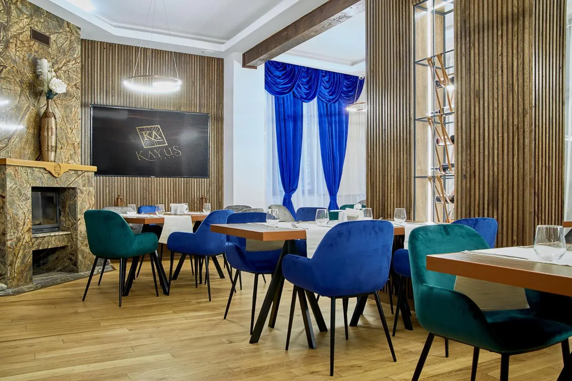 Restaurant/places to eat in Kayus Restaurant/places to eat in Kayus