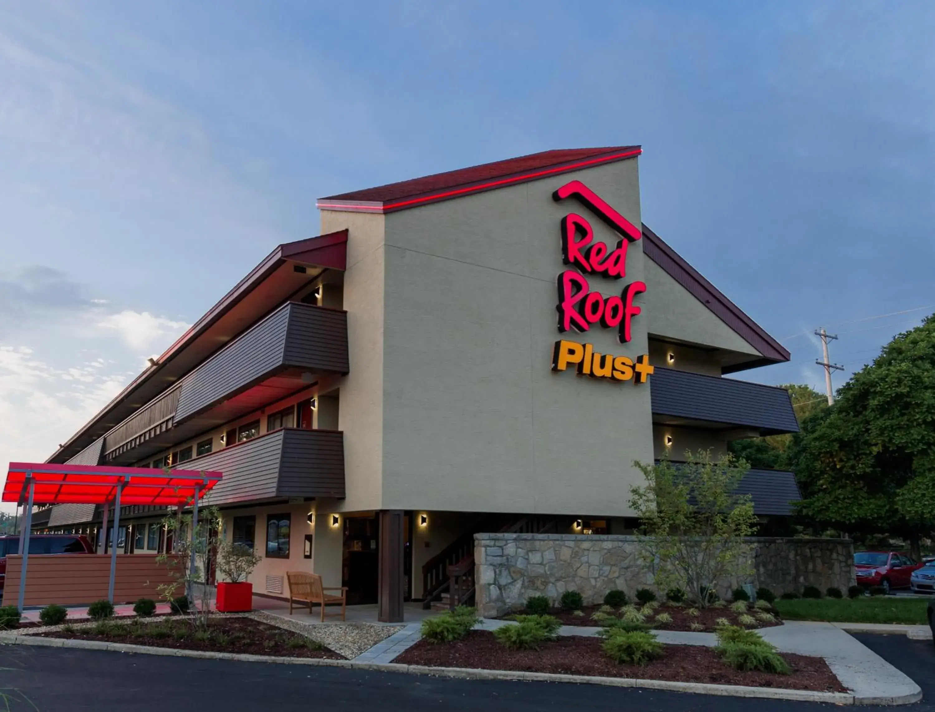 Property building in Red Roof Inn PLUS+ Columbus-Ohio State University OSU Property building in Red Roof Inn PLUS+ Columbus-Ohio State University OSU