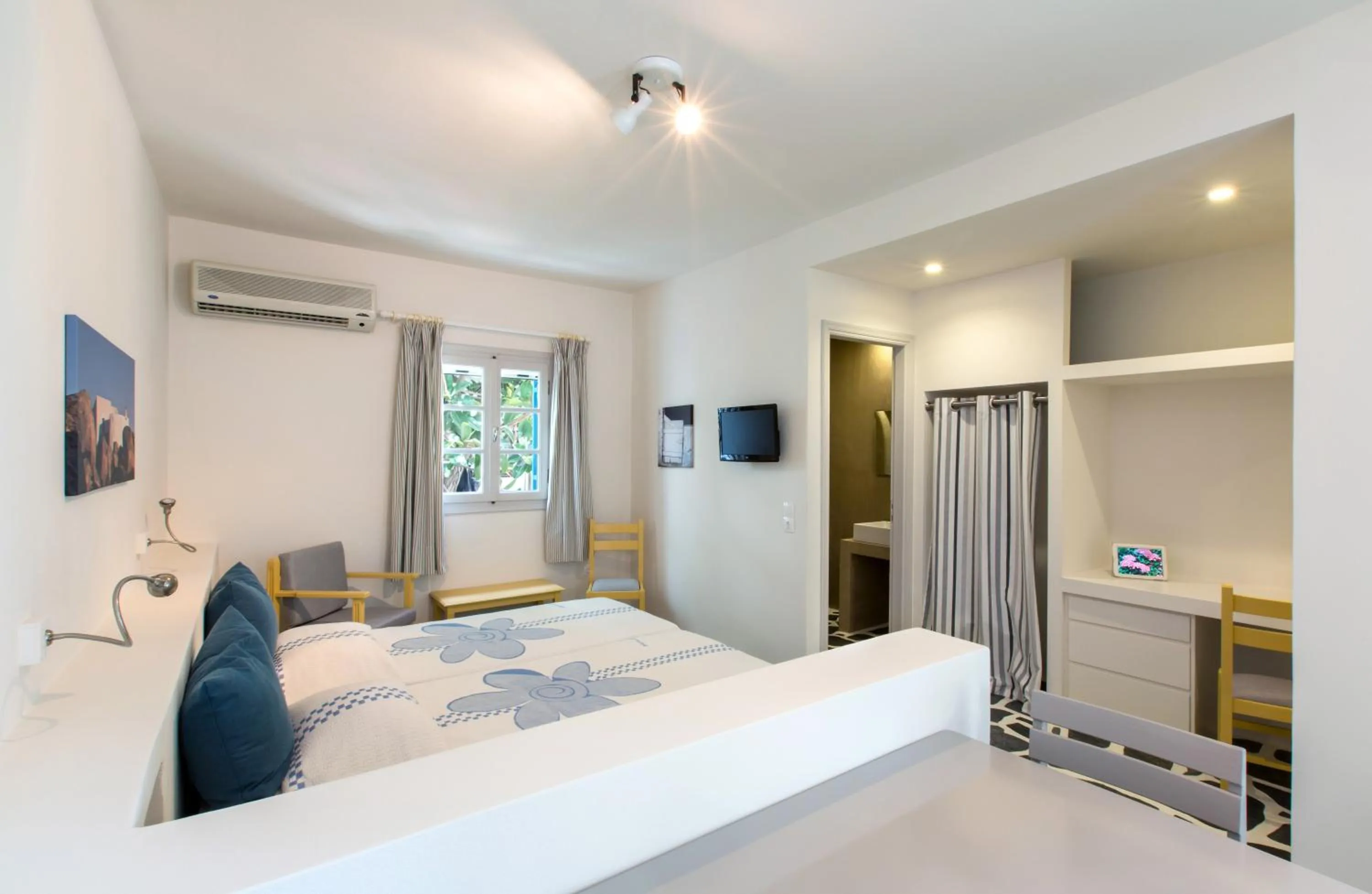 Bedroom in Byzantio Beach Suites & Wellness