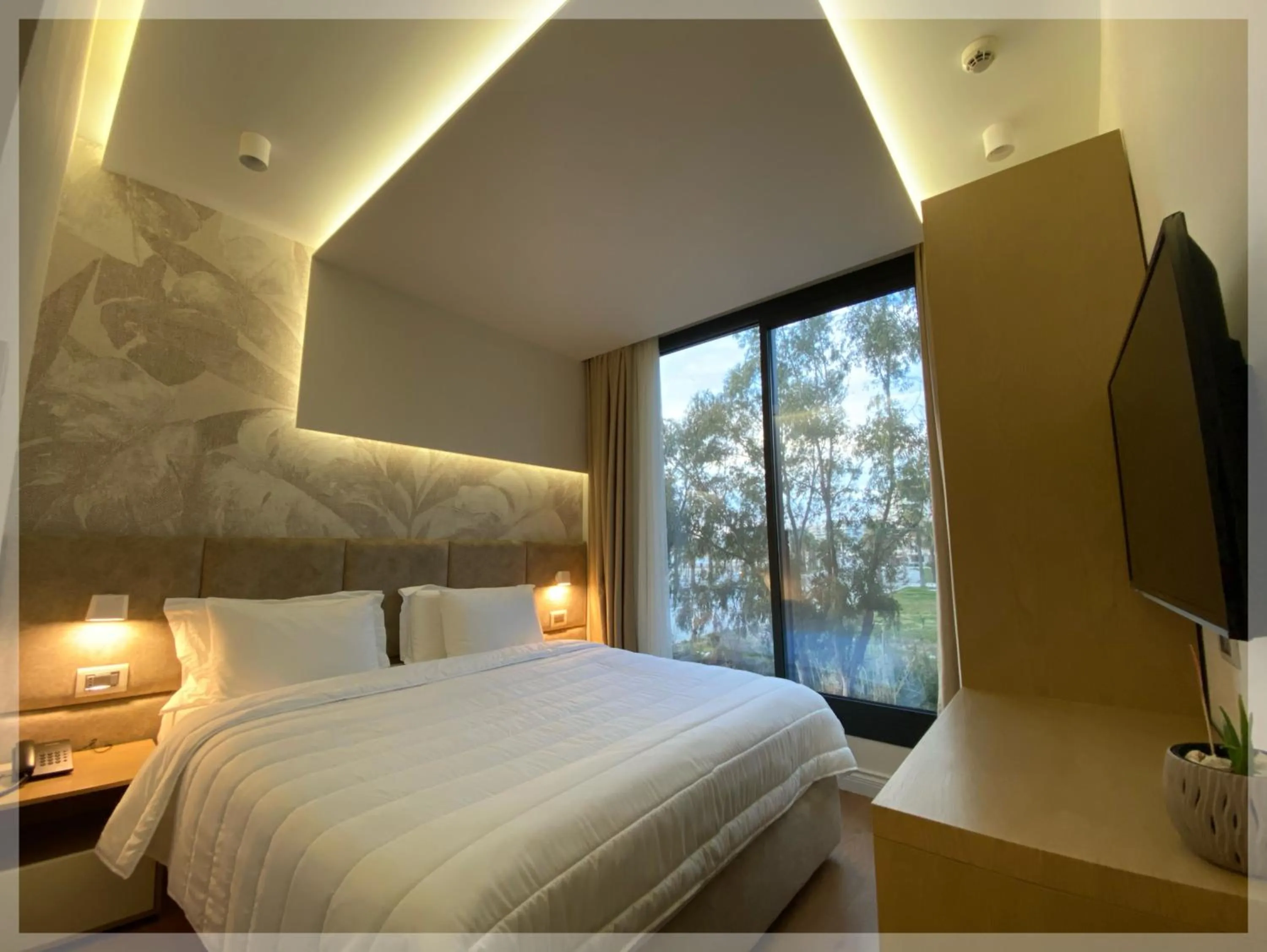 Sea view, Bed in Marina Premium Hotel & Apartments