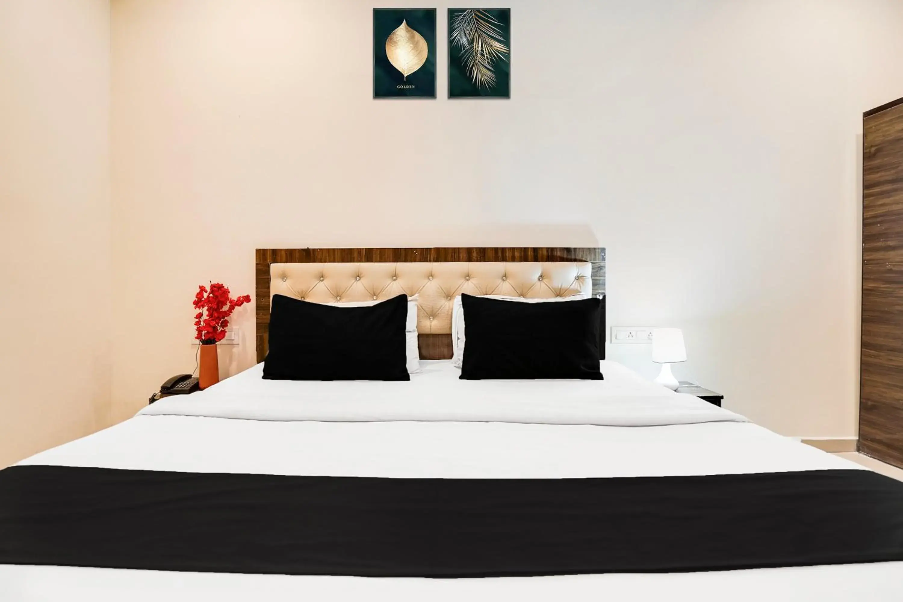 Bedroom, Bed in Super Hotel O Hingna Road Wanadongri Bedroom, Bed in Super Hotel O Hingna Road Wanadongri