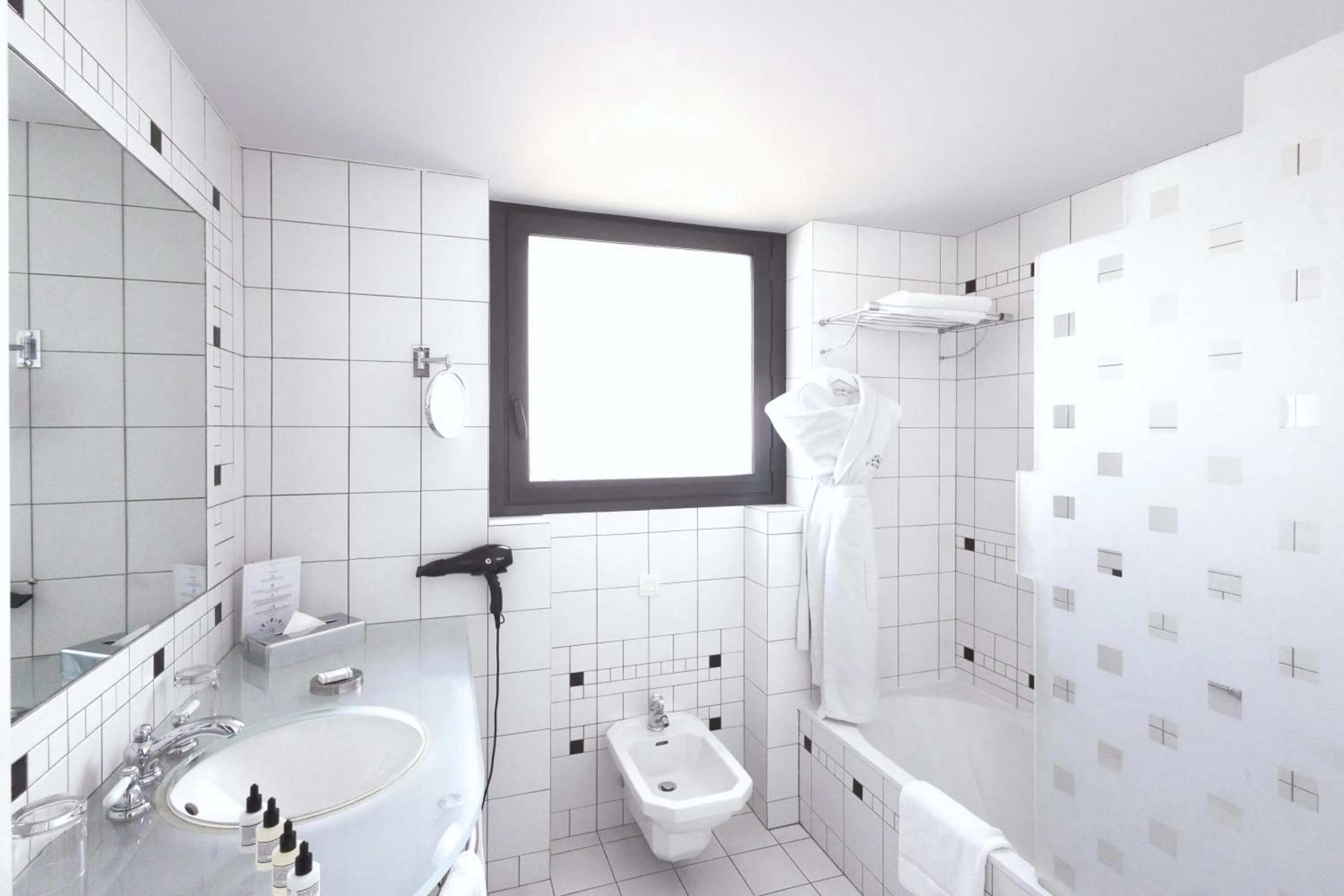 Bathroom in L'Agapa Hôtel - Spa Codage