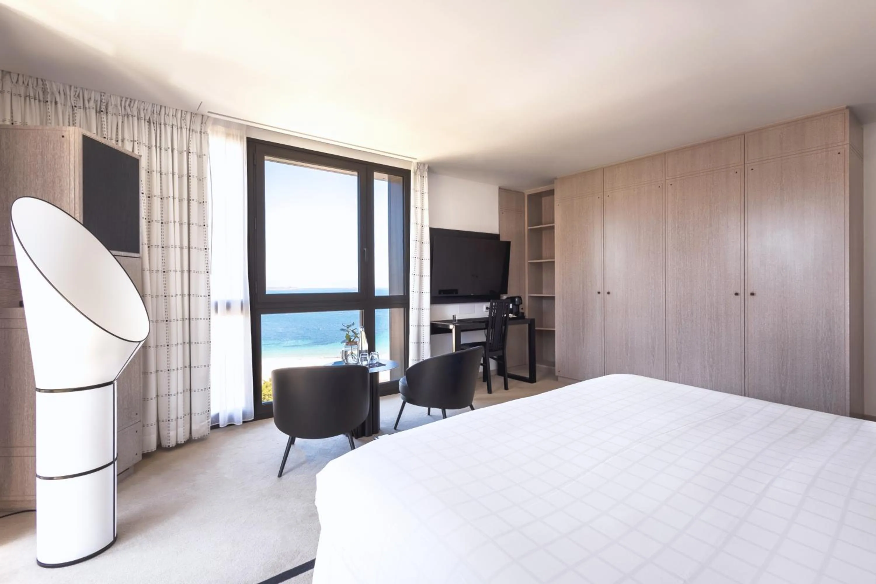 Photo of the whole room, Bed in L'Agapa Hôtel - Spa Codage