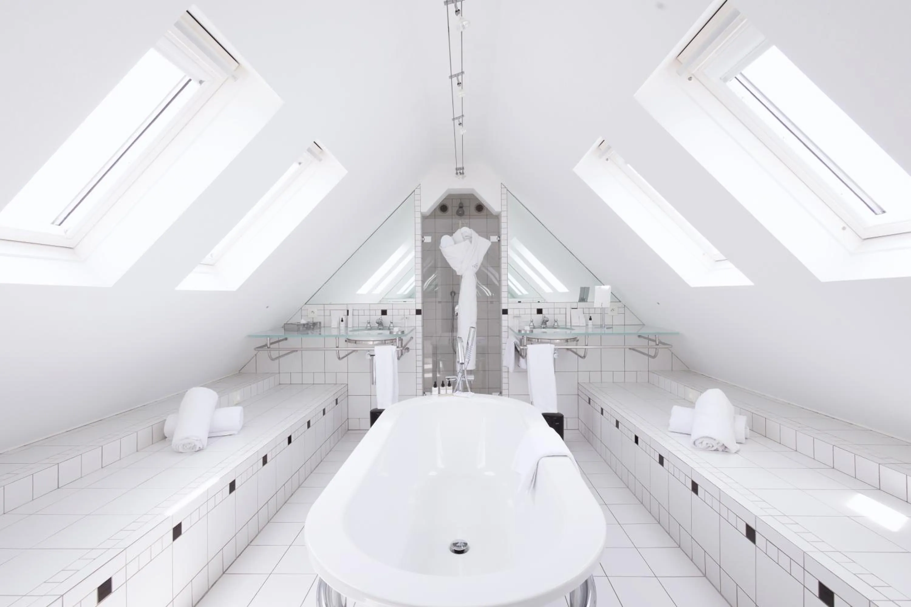 Shower in L'Agapa Hôtel - Spa Codage