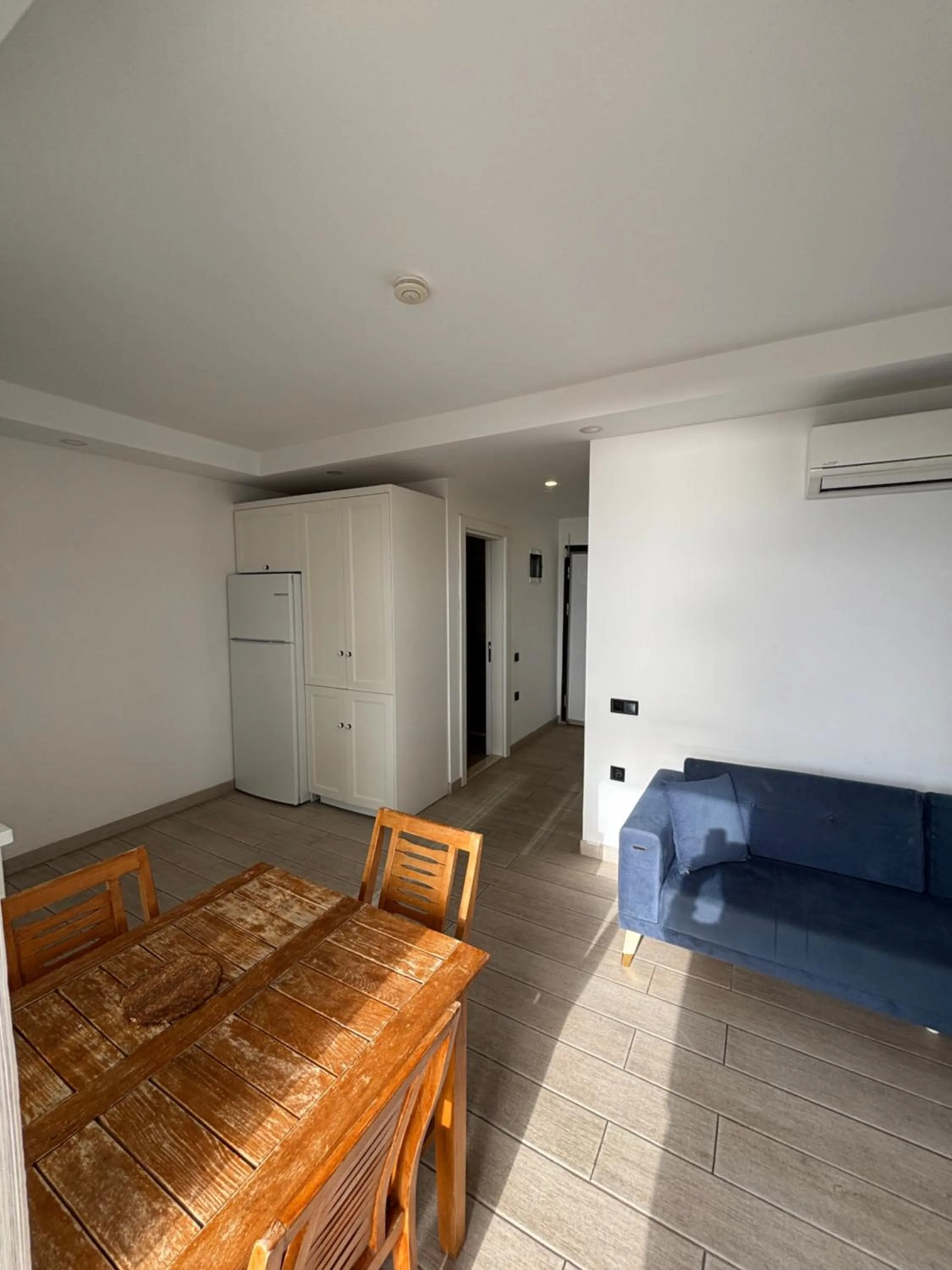 Kitchen or kitchenette, Bed in Carpediem Apart