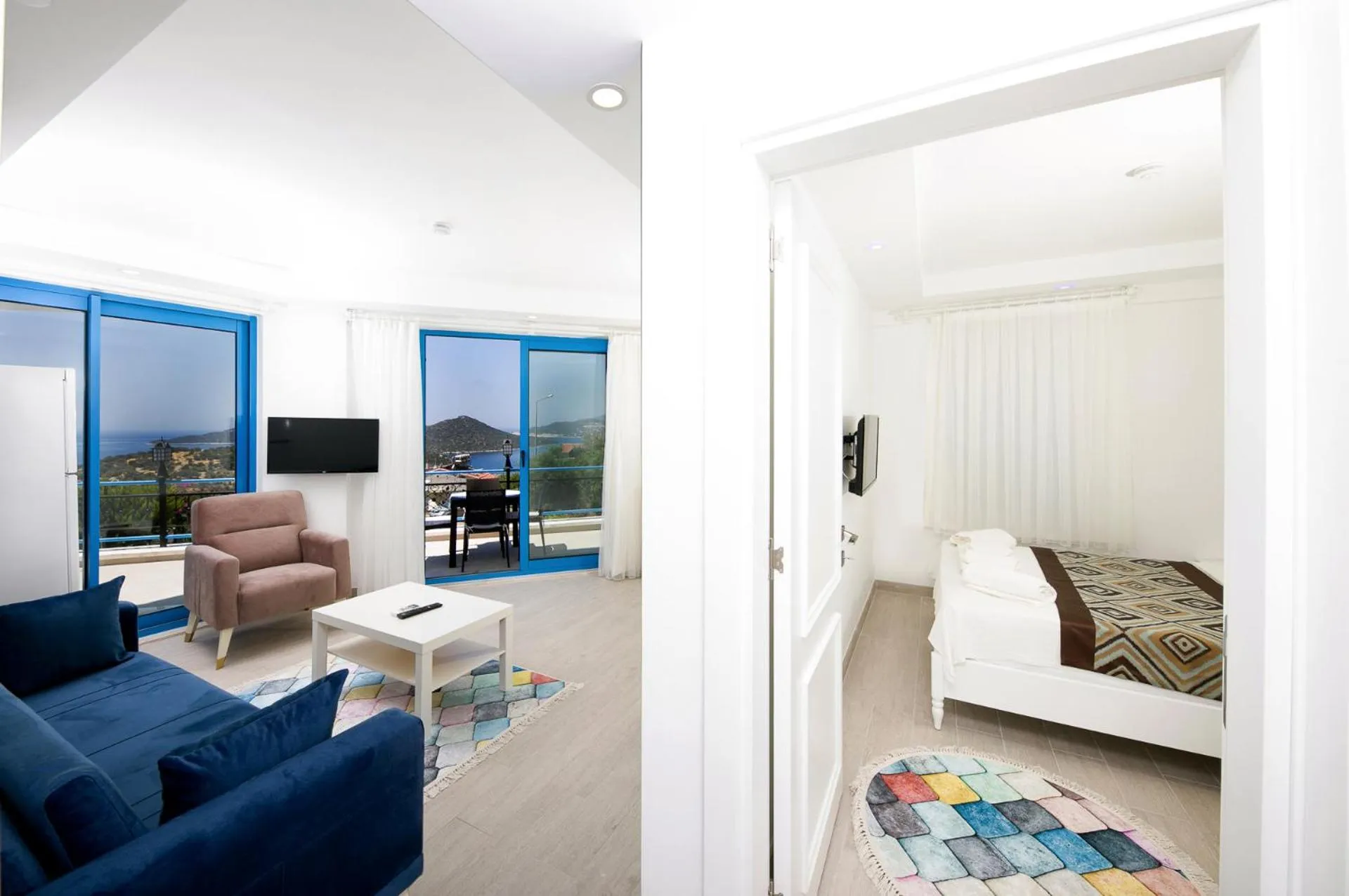 Living room, Bed in Carpediem Apart