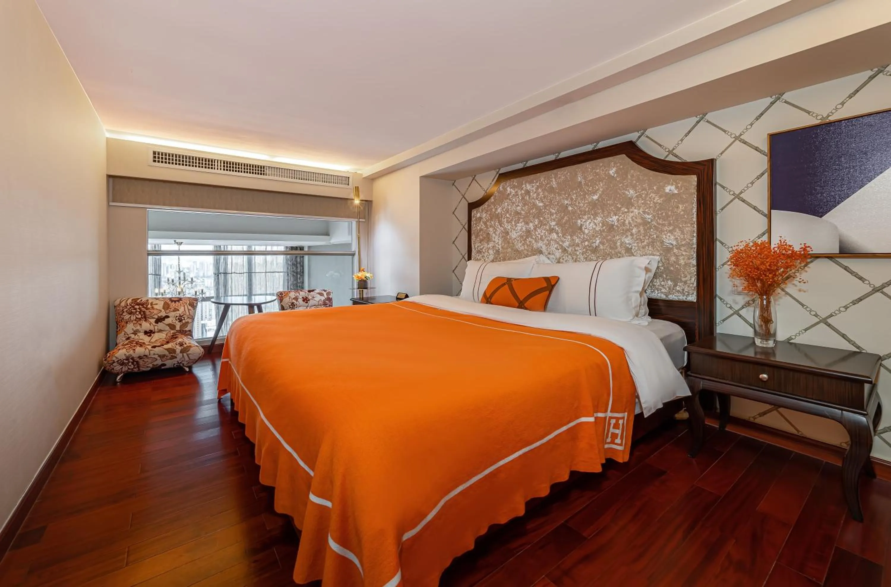 Bedroom, Bed in WAIFIDEN Guangzhou Grand View Golden Palace Apartment