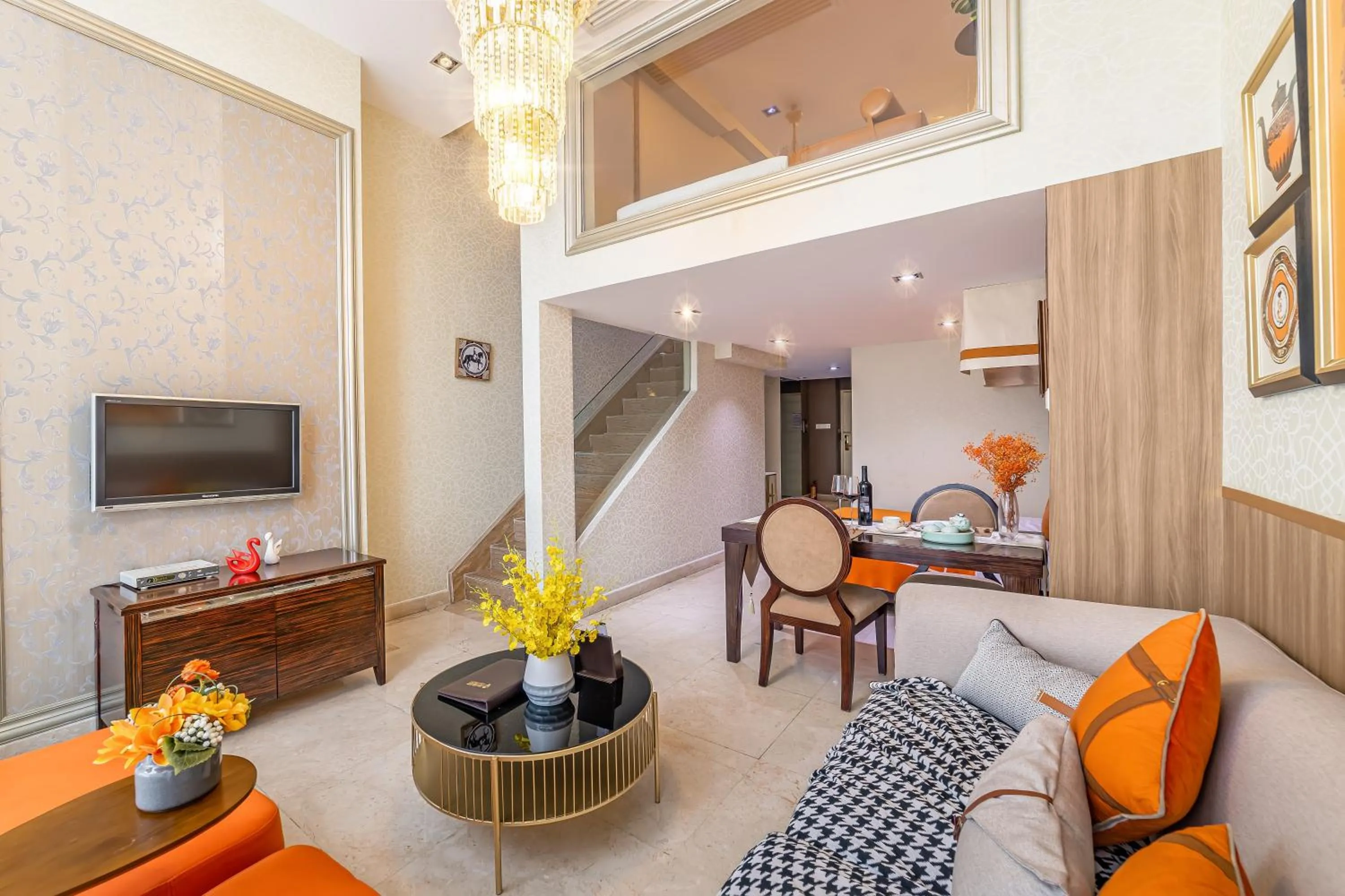 Living room in WAIFIDEN Guangzhou Grand View Golden Palace Apartment