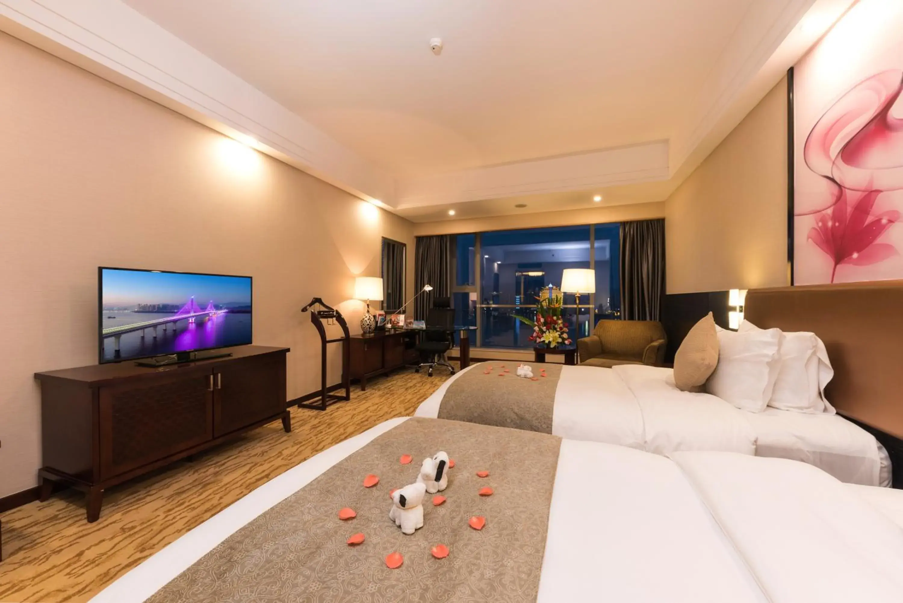 Deluxe Twin Room with City View in KB Hotel Qingyuan Deluxe Twin Room with City View in KB Hotel Qingyuan