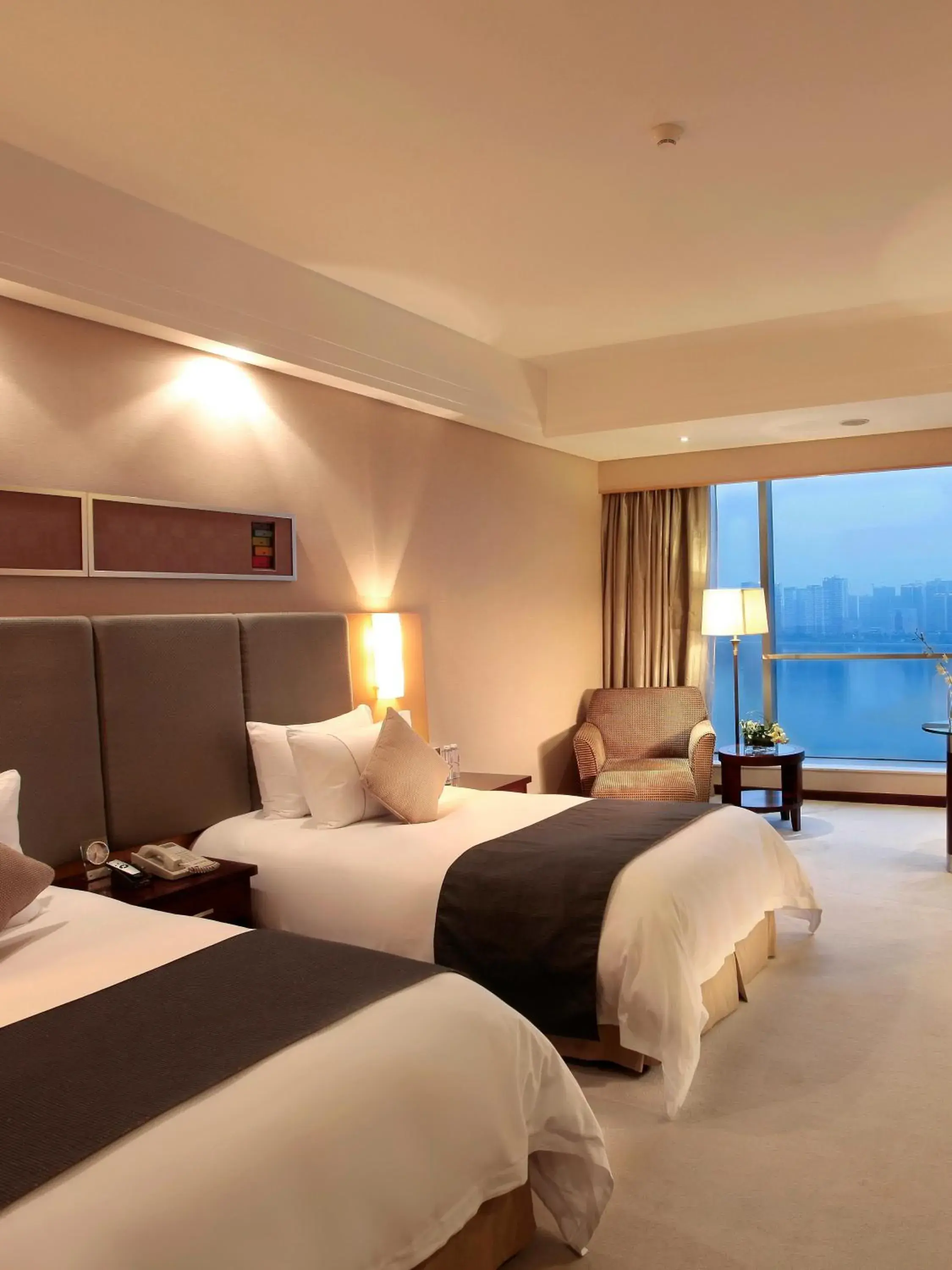 Superior Twin Room with City View in KB Hotel Qingyuan Superior Twin Room with City View in KB Hotel Qingyuan